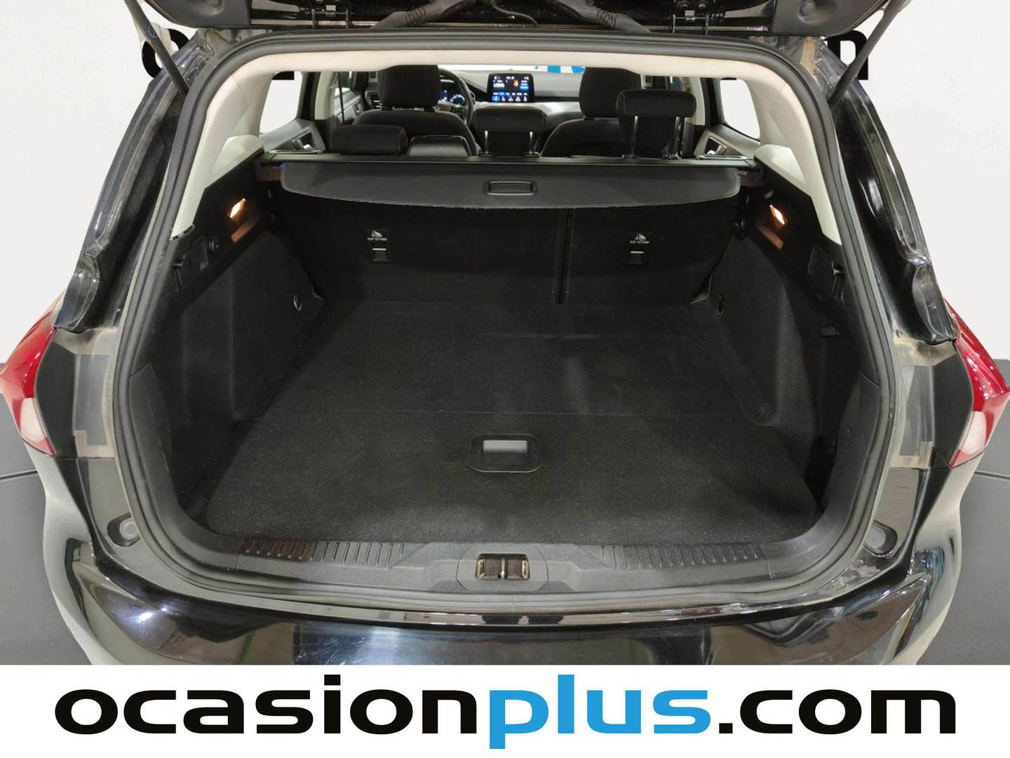 Fotos maletero Ford Focus Ford Focus SportBreak 1.5 Ecoblue Trend+ Auto (120 CV)