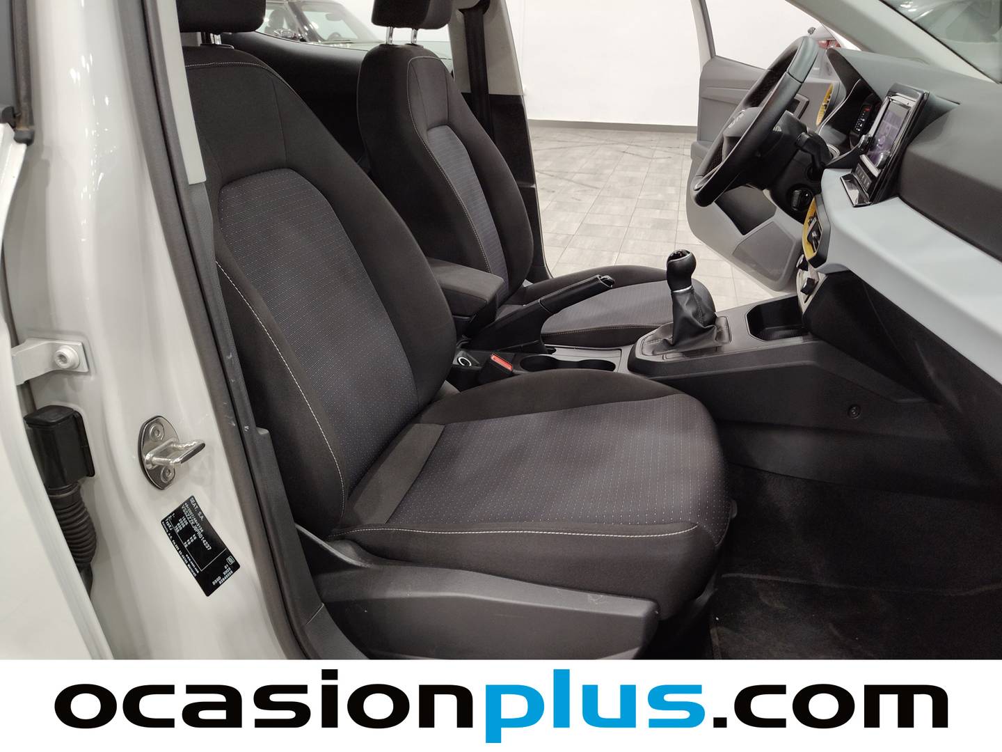 Foto Seat Ibiza SEAT Ibiza 1.0 MPI S&S Style XL (80 CV)