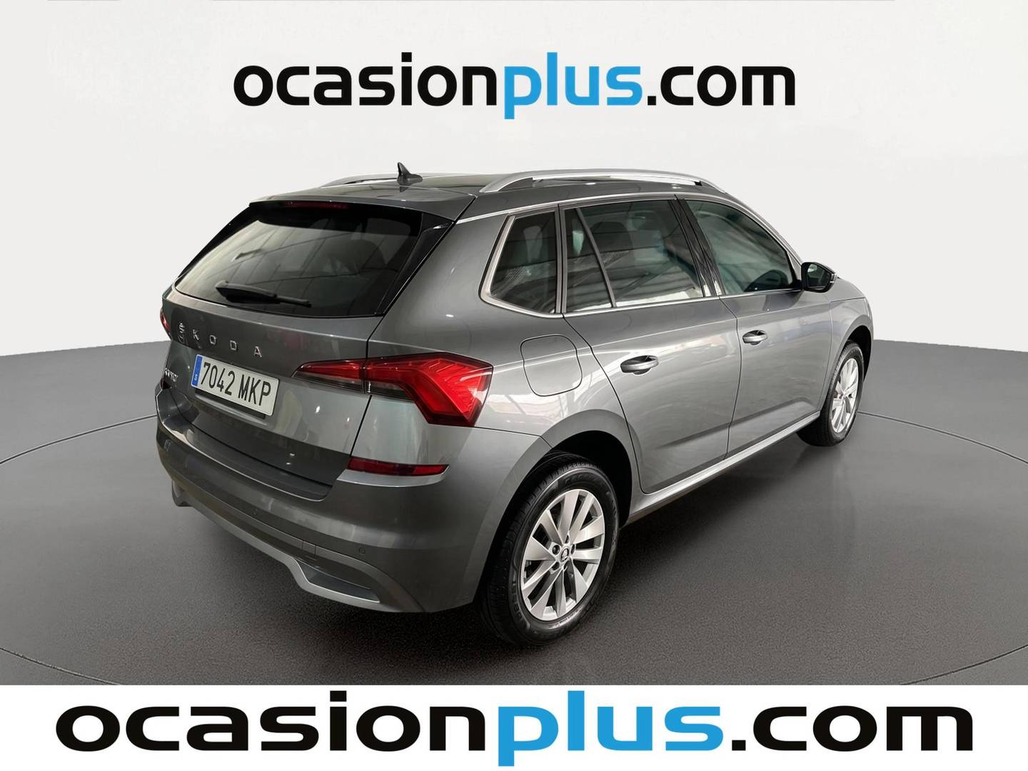 Foto trasera Skoda Kamiq Skoda Kamiq 1.0 TSI Ambition DSG (110 CV) derecha
