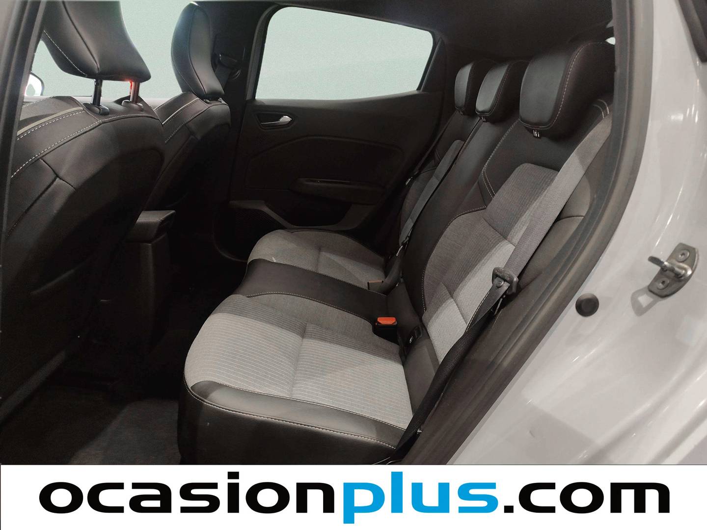Foto asientos traseros Renault Clio Renault Clio Techno TCe (90 CV)