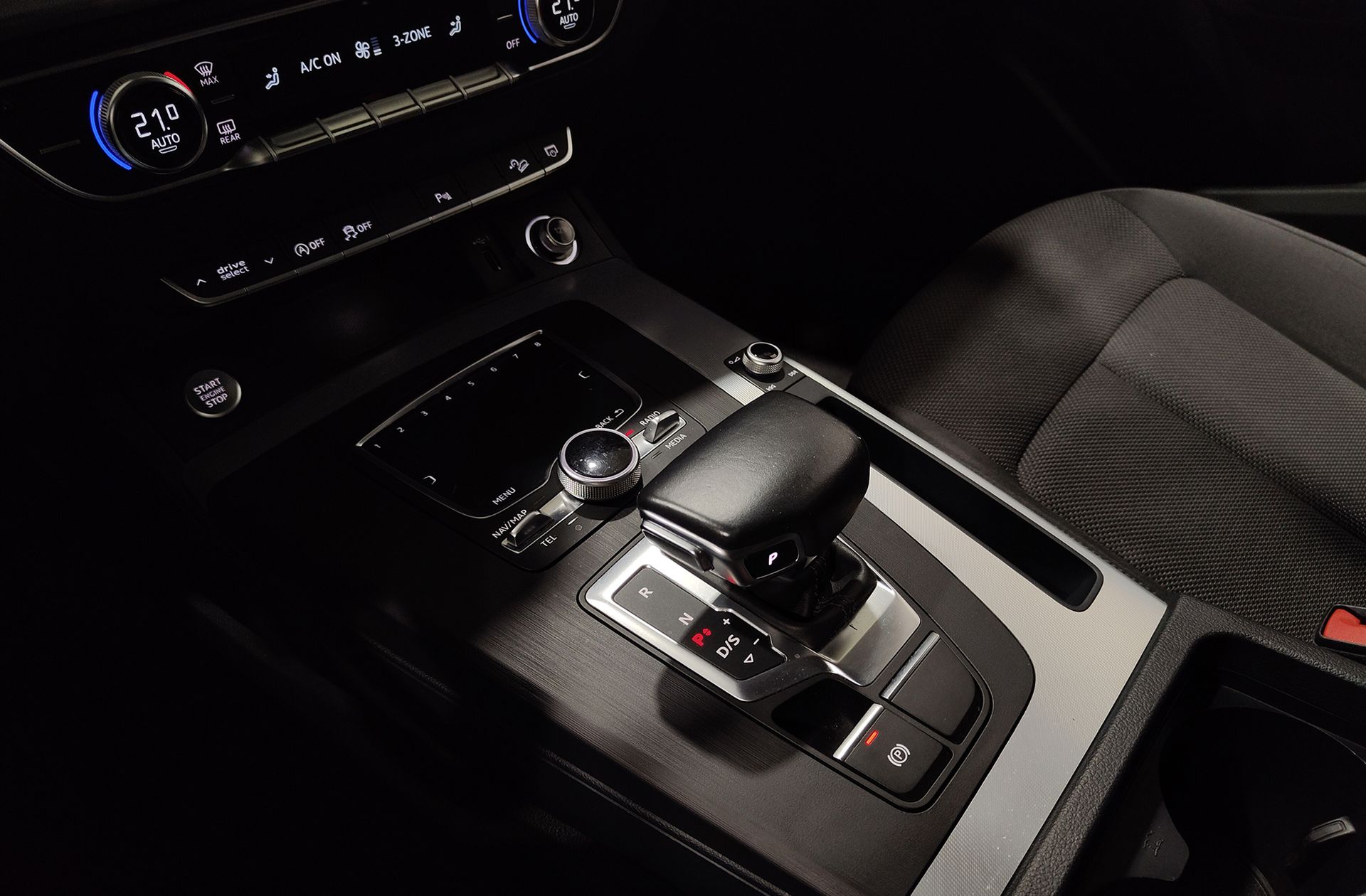 Audi Q5 Design 35 TDI quattro S tronic - foto 6