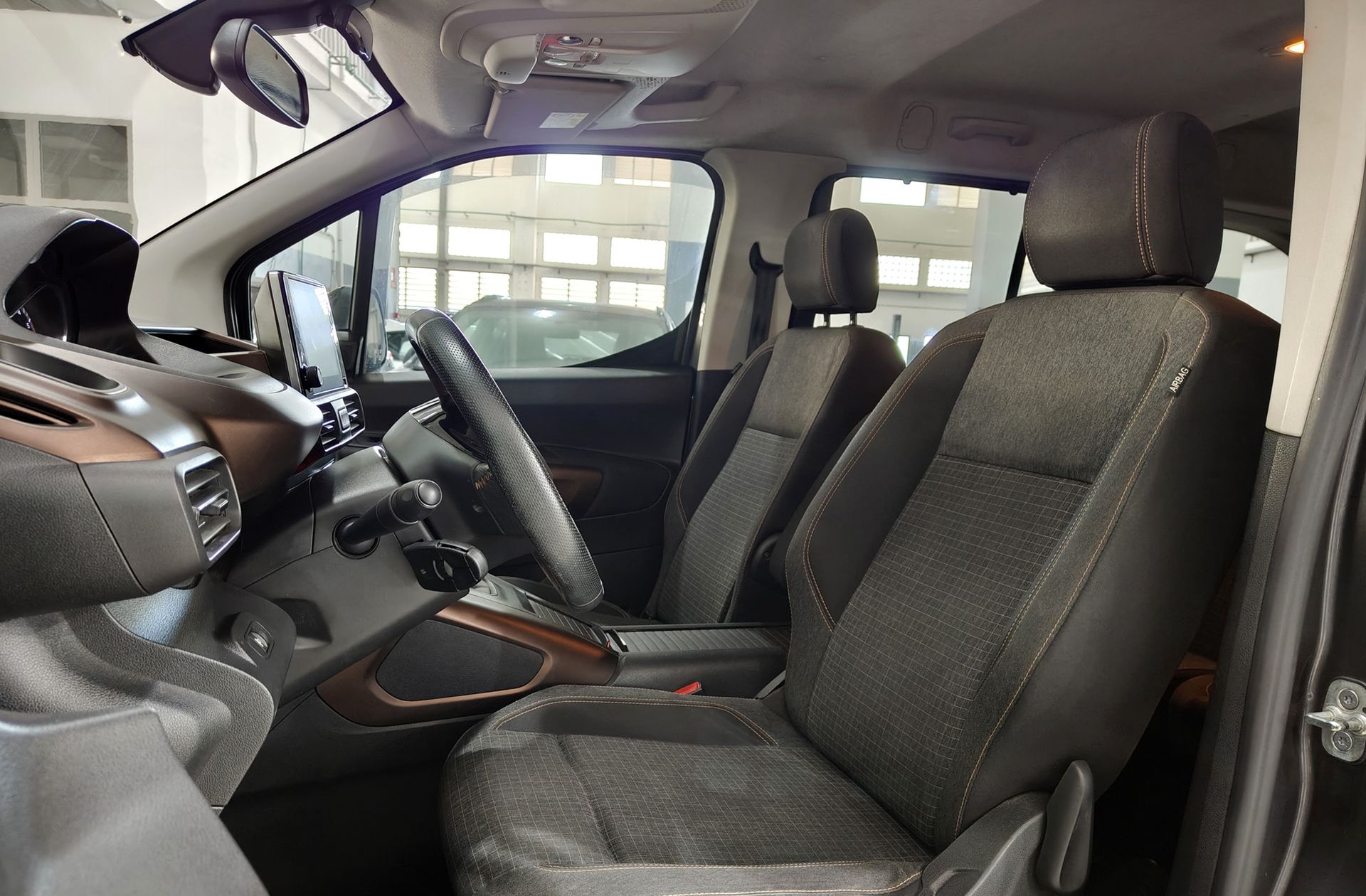 Peugeot Rifter BlueHDi 130 GT Long 7 plazas - foto 12