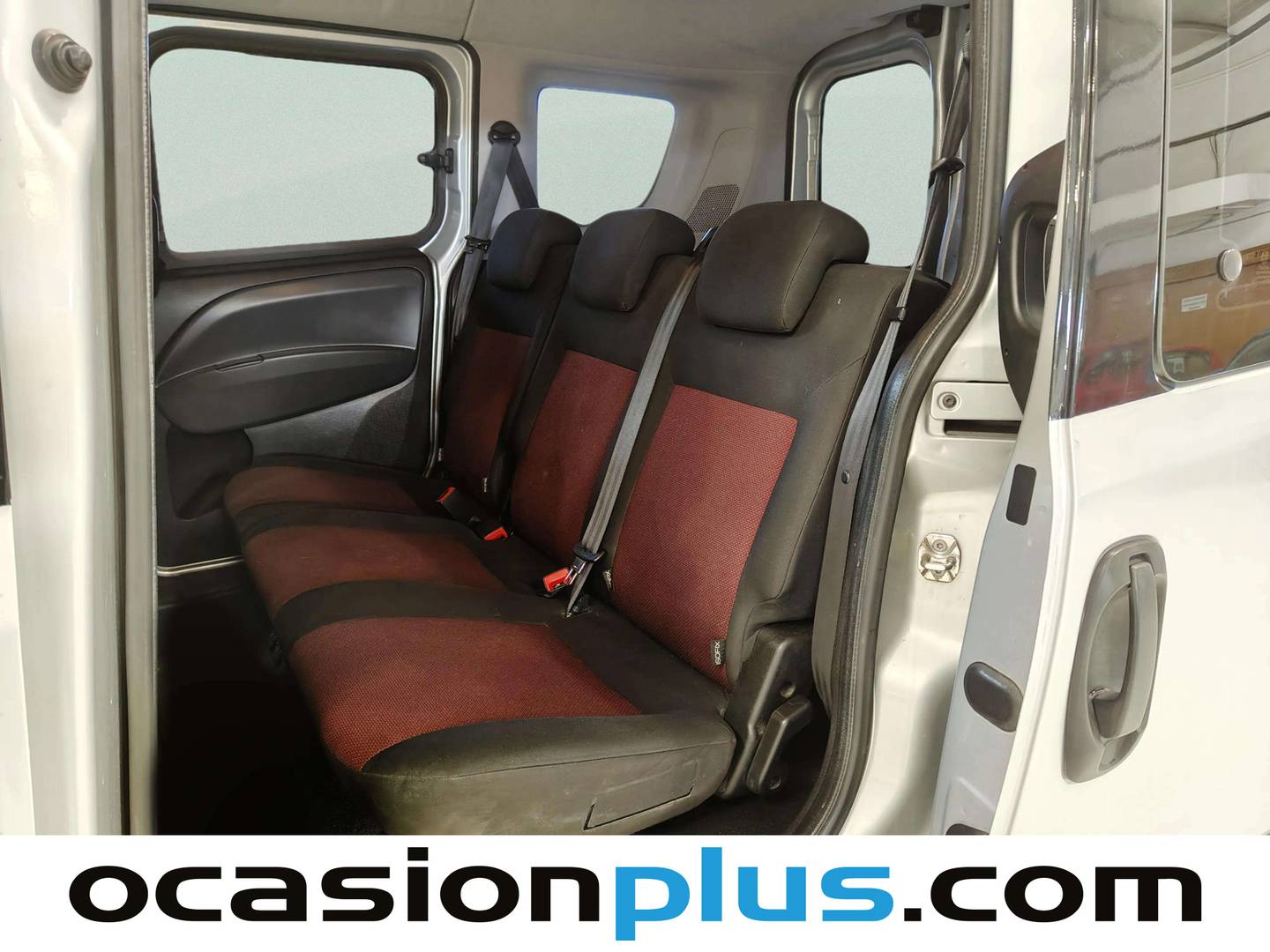 Foto asientos traseros Fiat Doblò Fiat Dobló Panorama 1.3 Multijet Active N1 66 kW (90 CV)