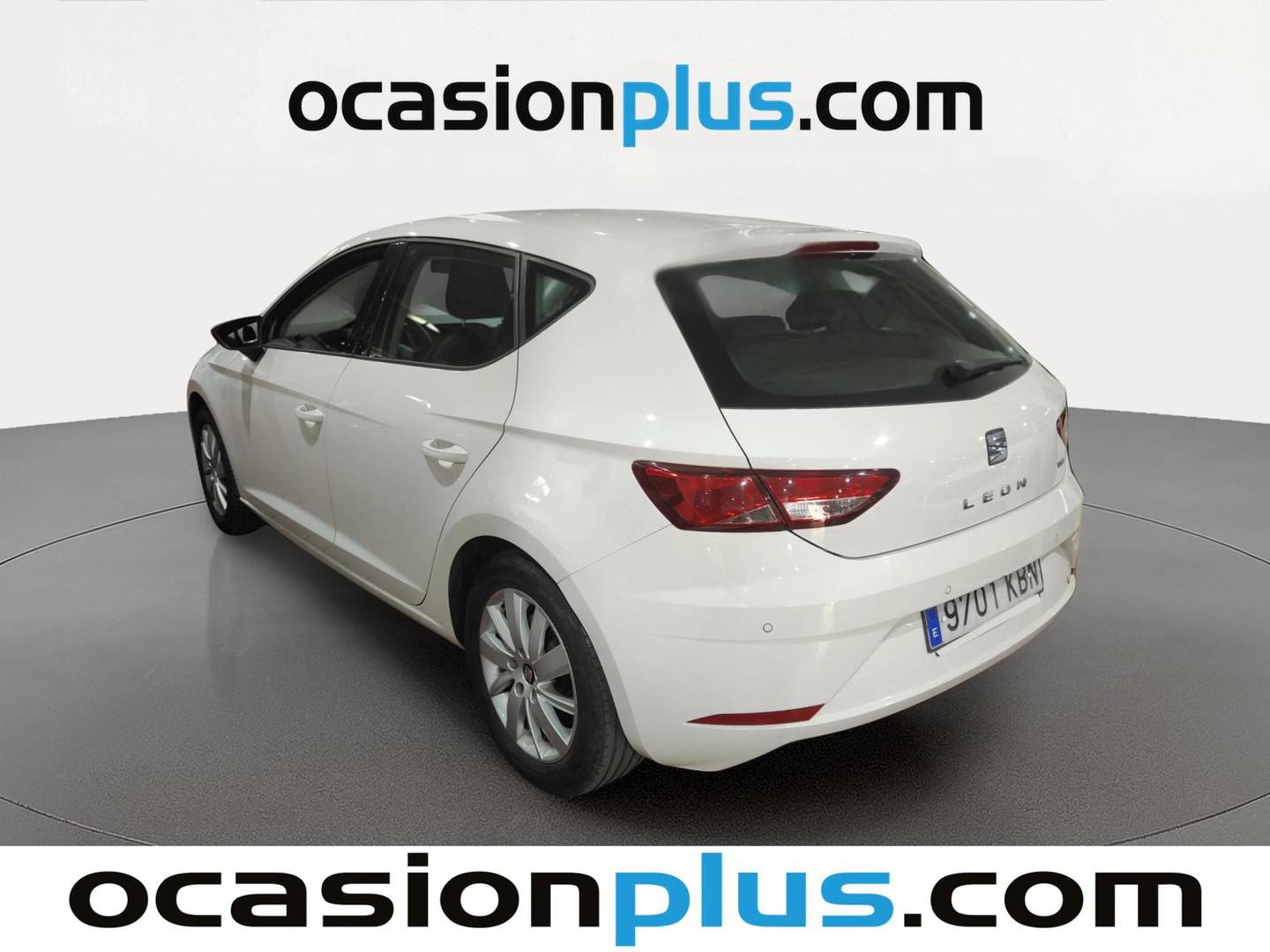 Foto trasera Seat León Seat León 1.2 TSI S&S Reference Plus (110 CV) izquierda