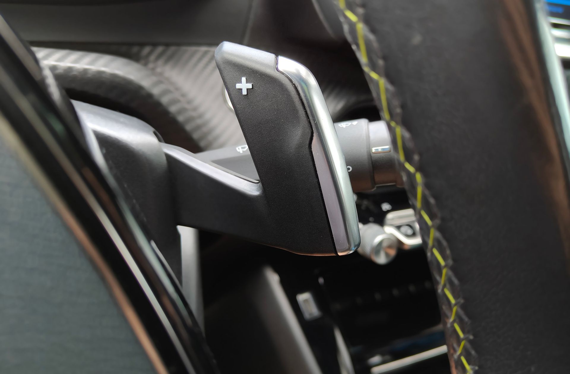 Peugeot 2008 PureTech 130 GT Line EAT8 - foto 40