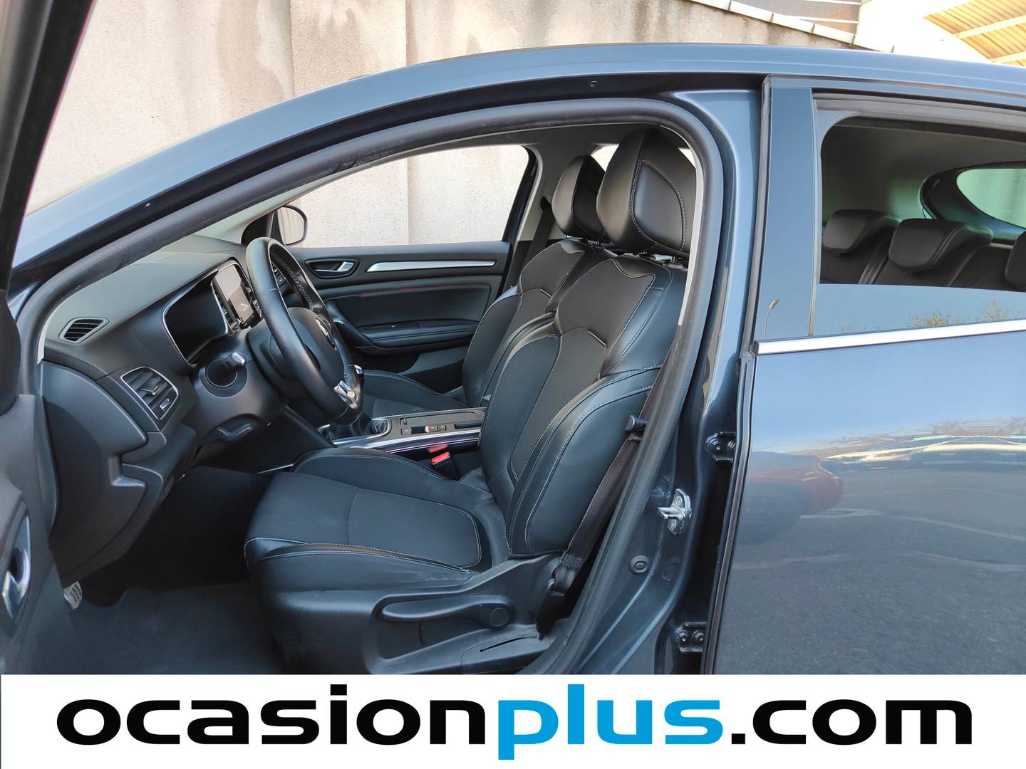 Foto asientos delanteros Renault Mégane Renault Megane Zen TCe (140 CV) GPF