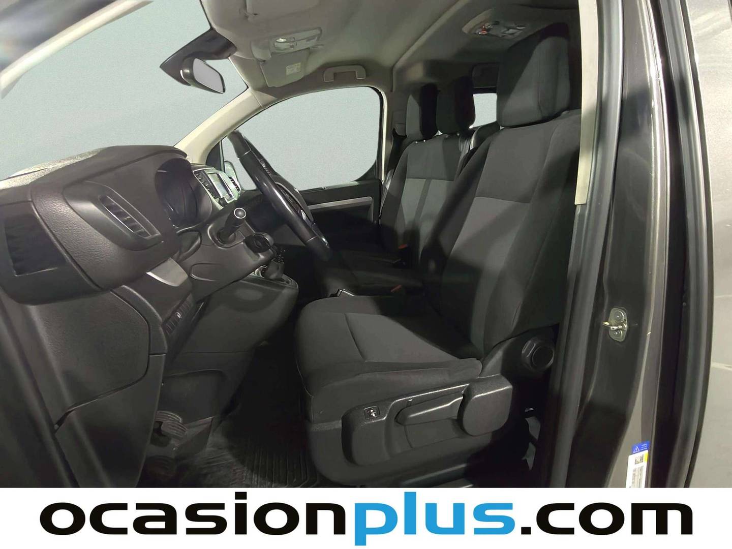 Foto asientos traseros Toyota Proace Verso Toyota Proace Verso 1.5D Shuttle VX L2 (120 CV) 9 Plazas
