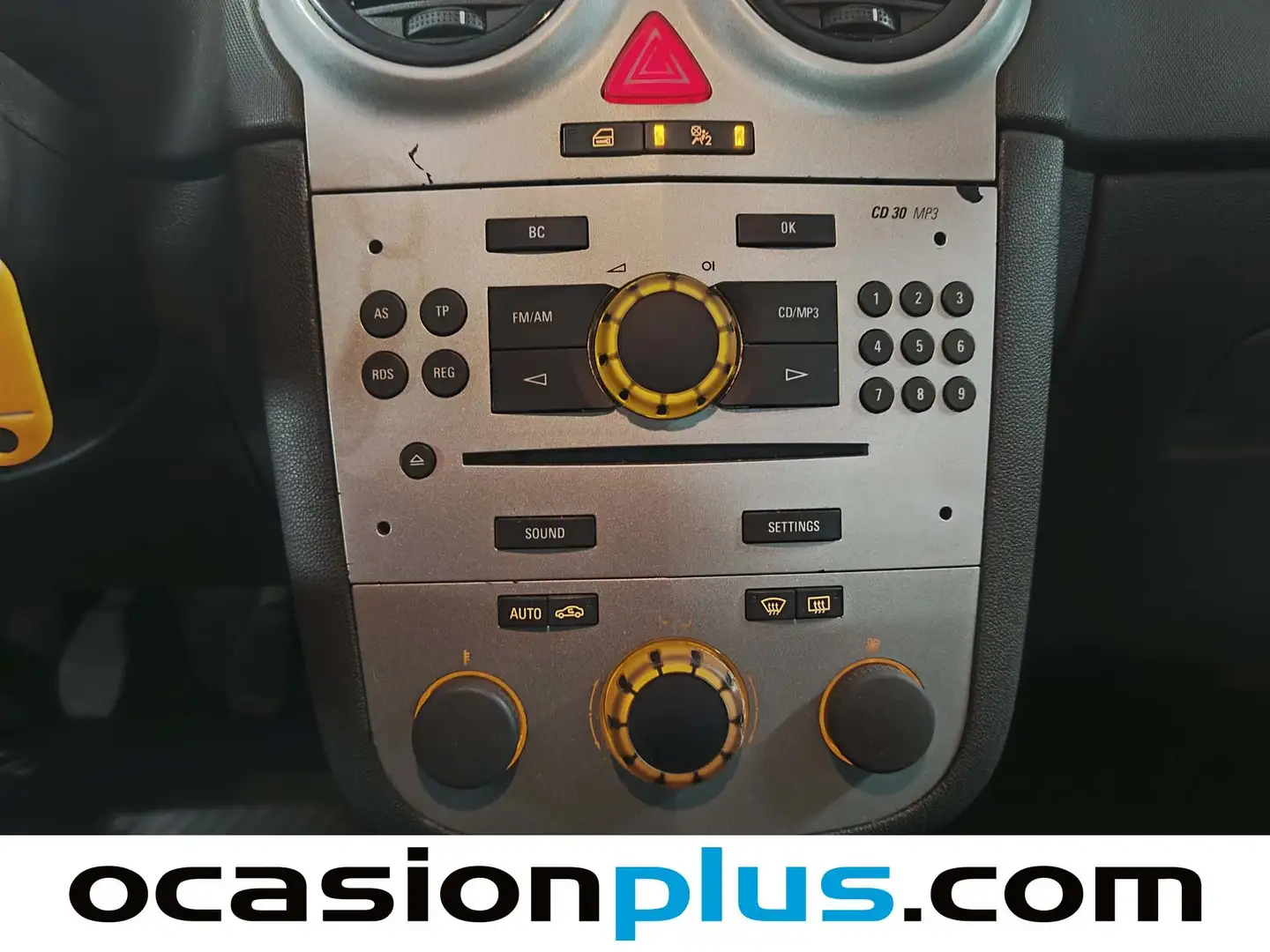 Foto Opel Corsa Opel Corsa 1.2 C'Mon (80 CV)