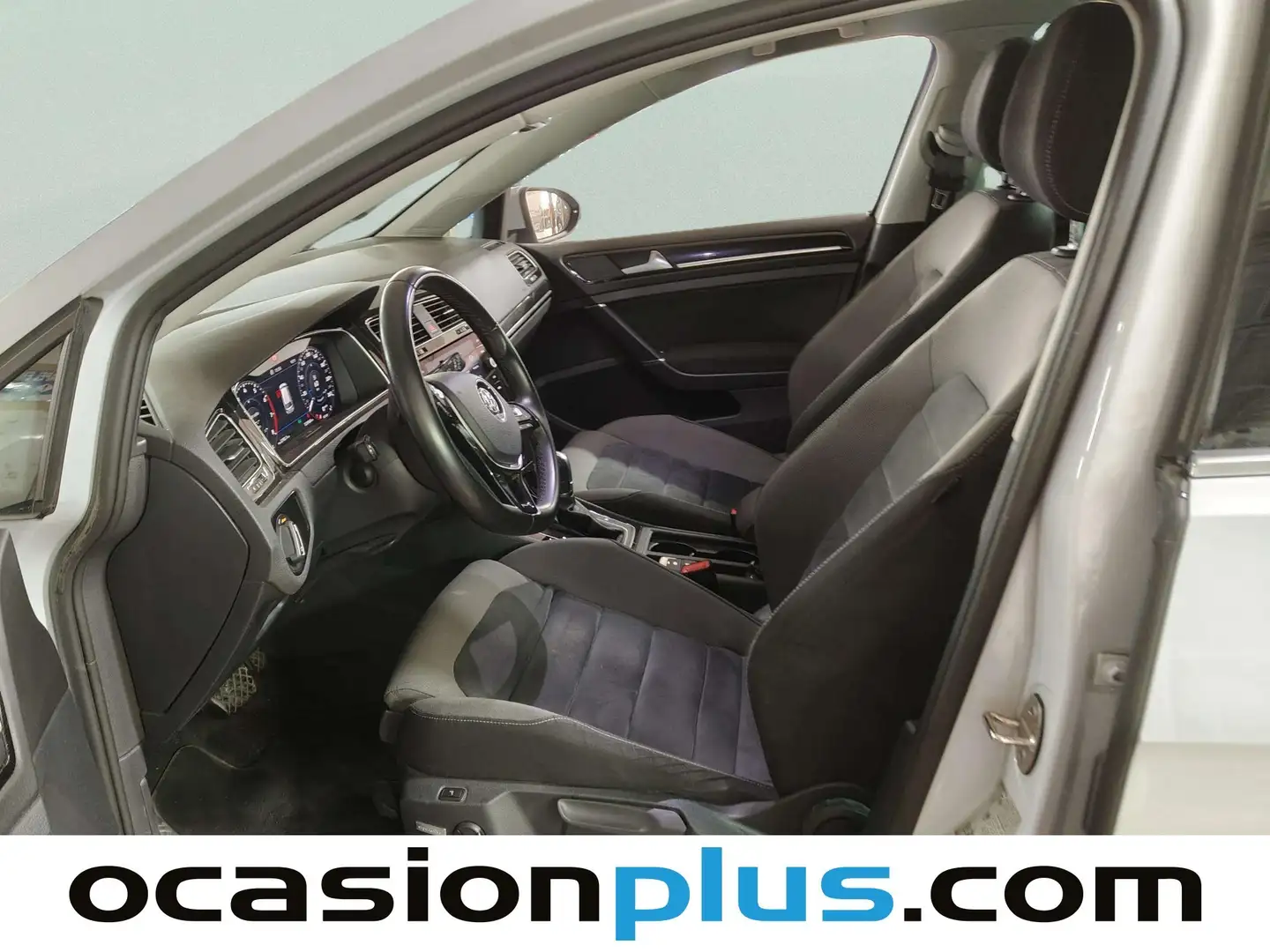 Foto Volkswagen Golf Volkswagen Golf Variant Variant Sport 1.5 TSI EVO (150 CV) DSG Pack R-LINE