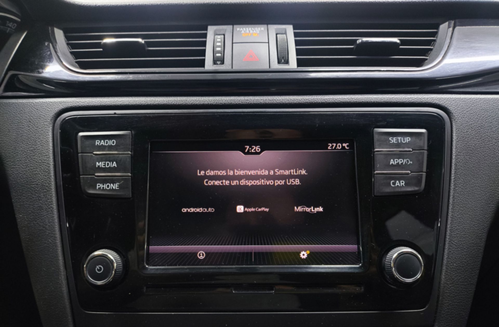 Škoda Spaceback 1.4 TSI Like DSG - foto 8