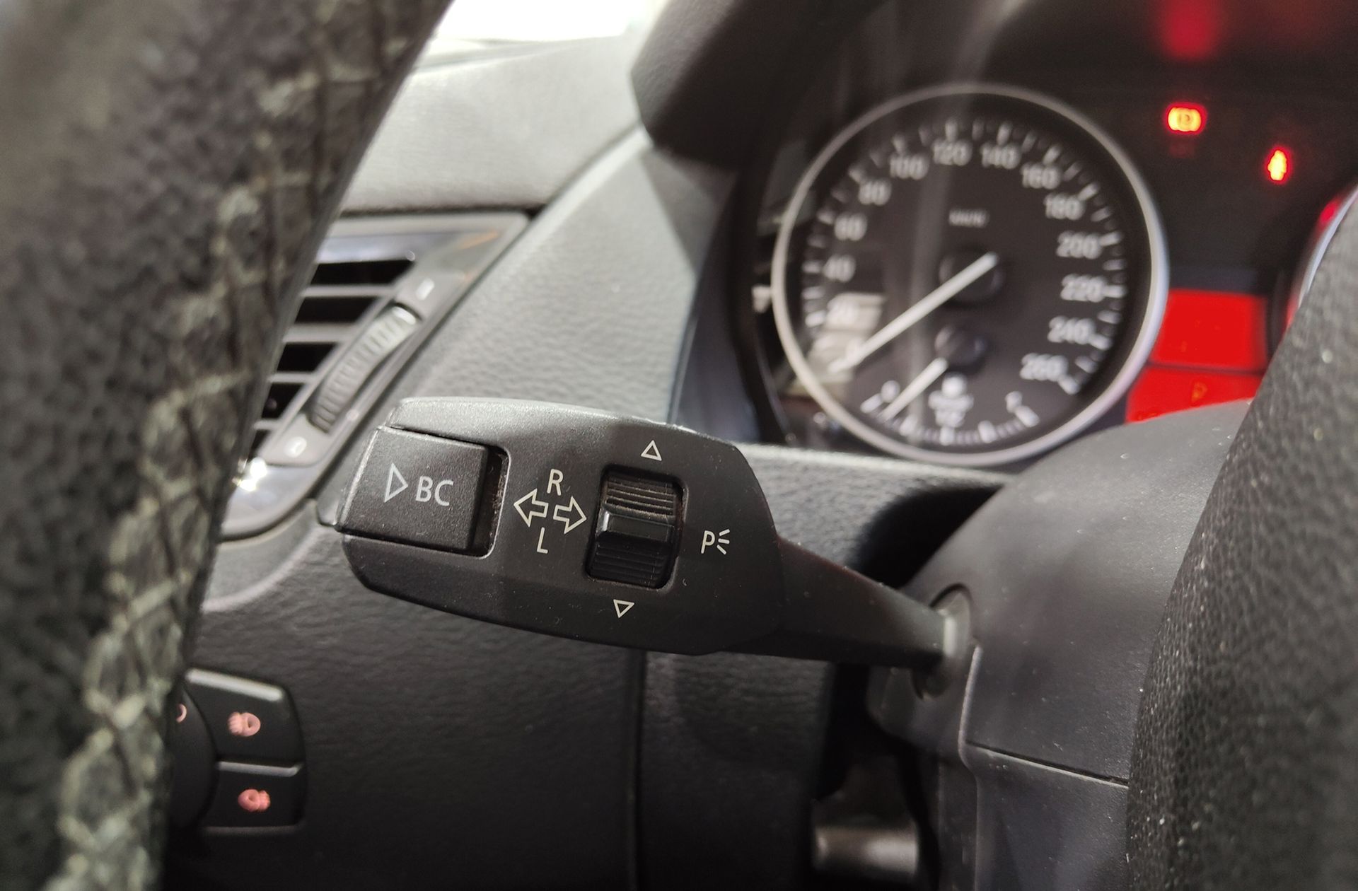 BMW X1 sDrive18d - foto 21