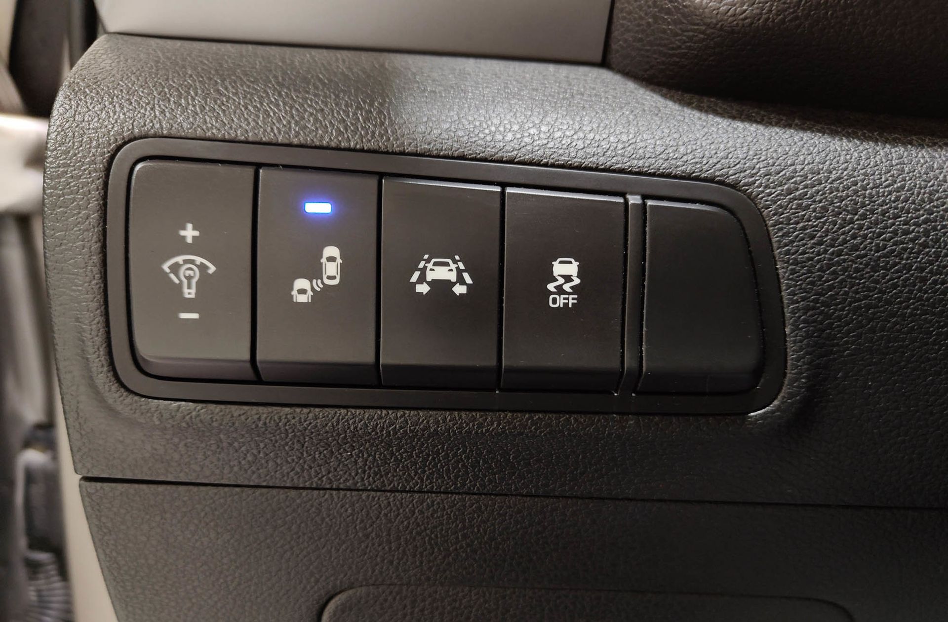 Hyundai Tucson 1.7 CRDi BlueDrive Tecno Sky 4x2 - foto 26