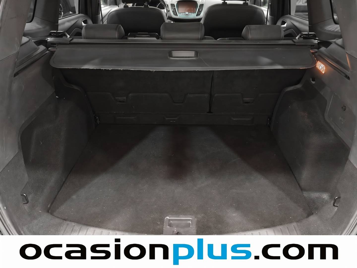 Fotos maletero Ford Kuga Ford Kuga 1.5 EcoBoost S&S ST-Line 4x2 (150 CV)