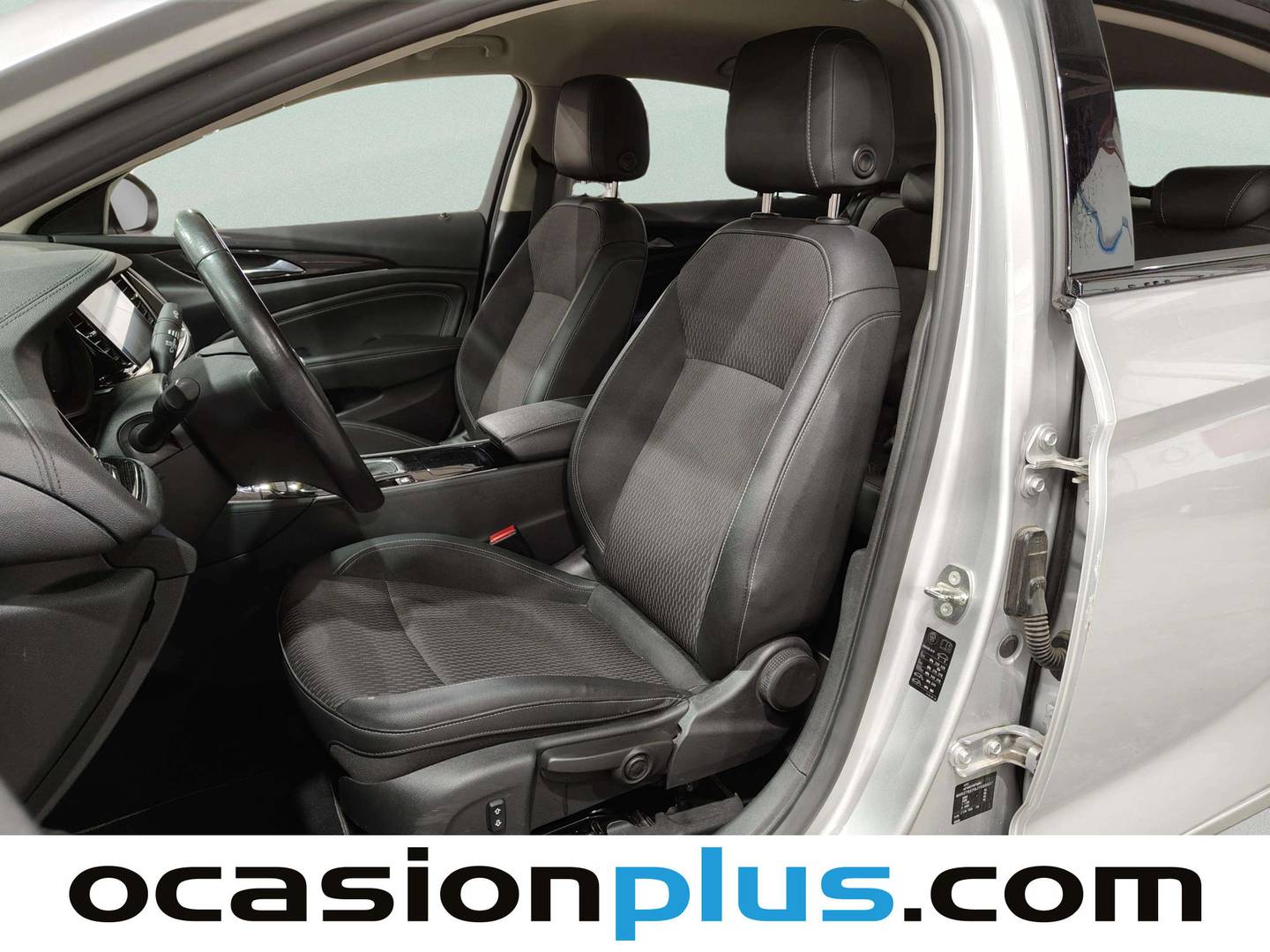 Foto asientos delanteros Opel Insignia Opel Insignia GS 1.6 CDTi S&S D Excellence Auto 100 kW (136 CV)