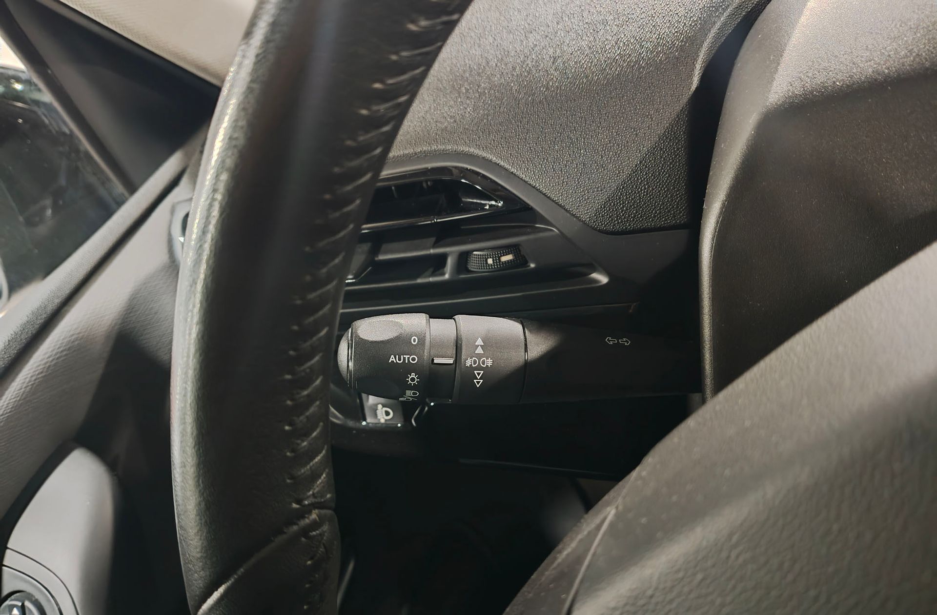 Citroën C4 Picasso PureTech 130 Live - foto 18