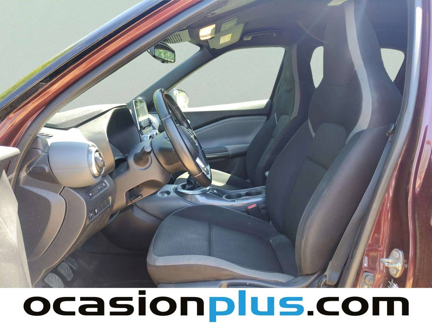 Foto asientos delanteros Nissan JUKE Nissan Juke DIG-T N-Connecta 4x2 (114 CV)