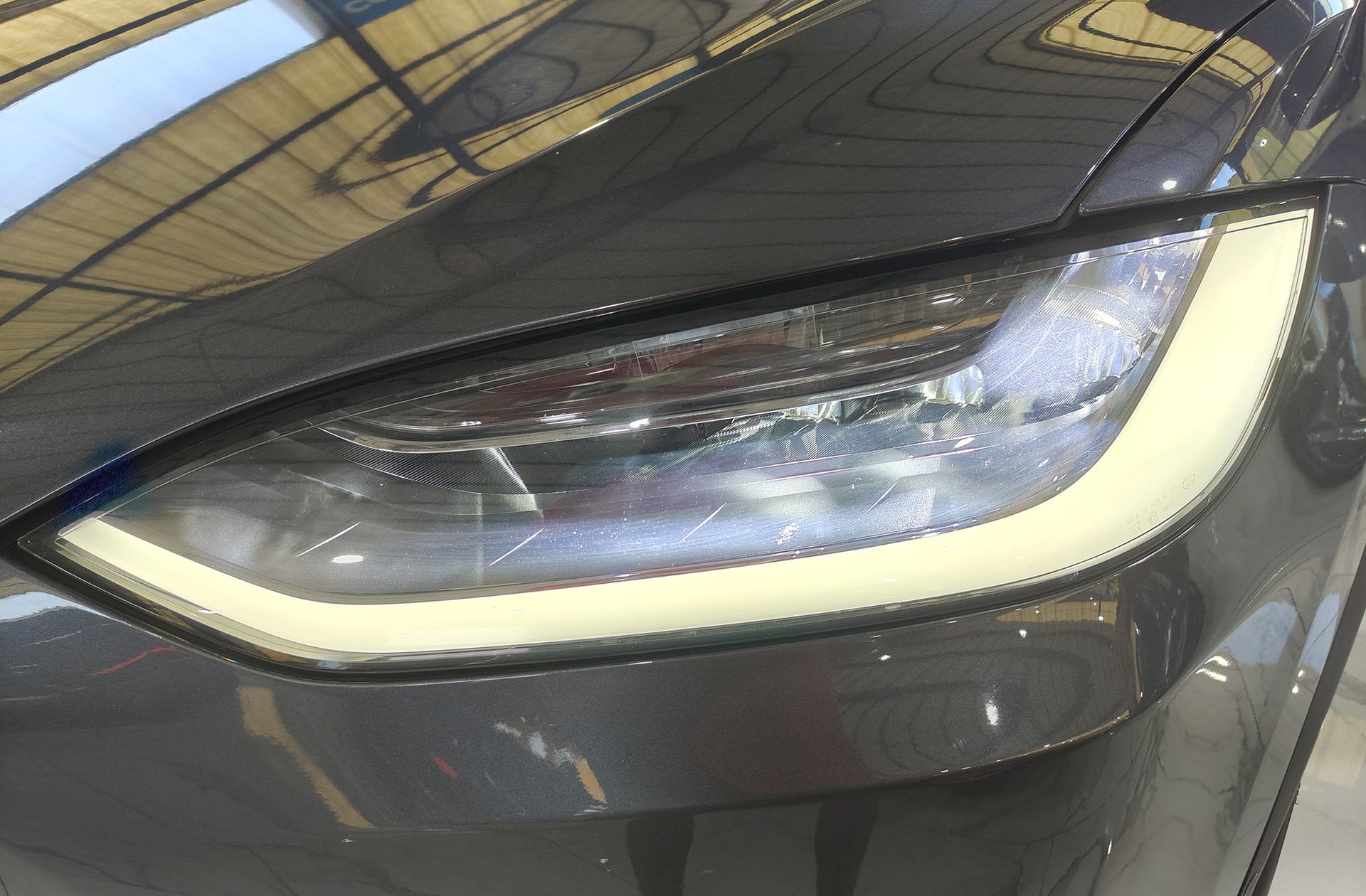 Tesla Model X 75d 4WD - foto 18