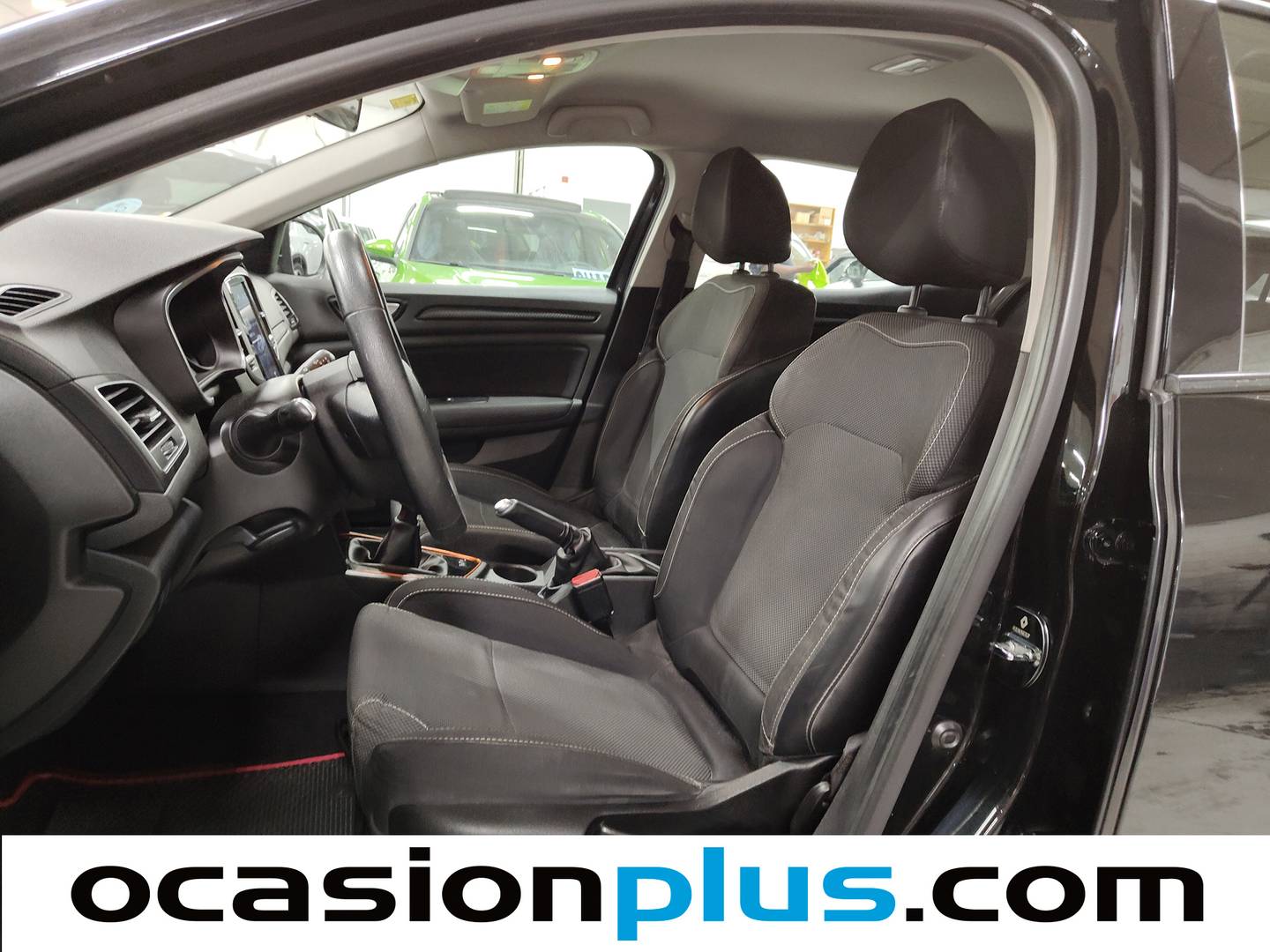Foto asientos delanteros Renault Mégane Renault Megane Life Energy TCe  (100 CV)