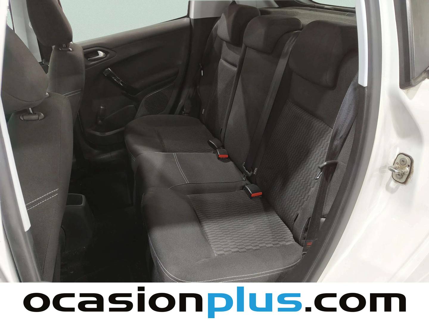 Foto asientos traseros Peugeot 208 Peugeot 208 1.6 BlueHDi Style (75 CV)