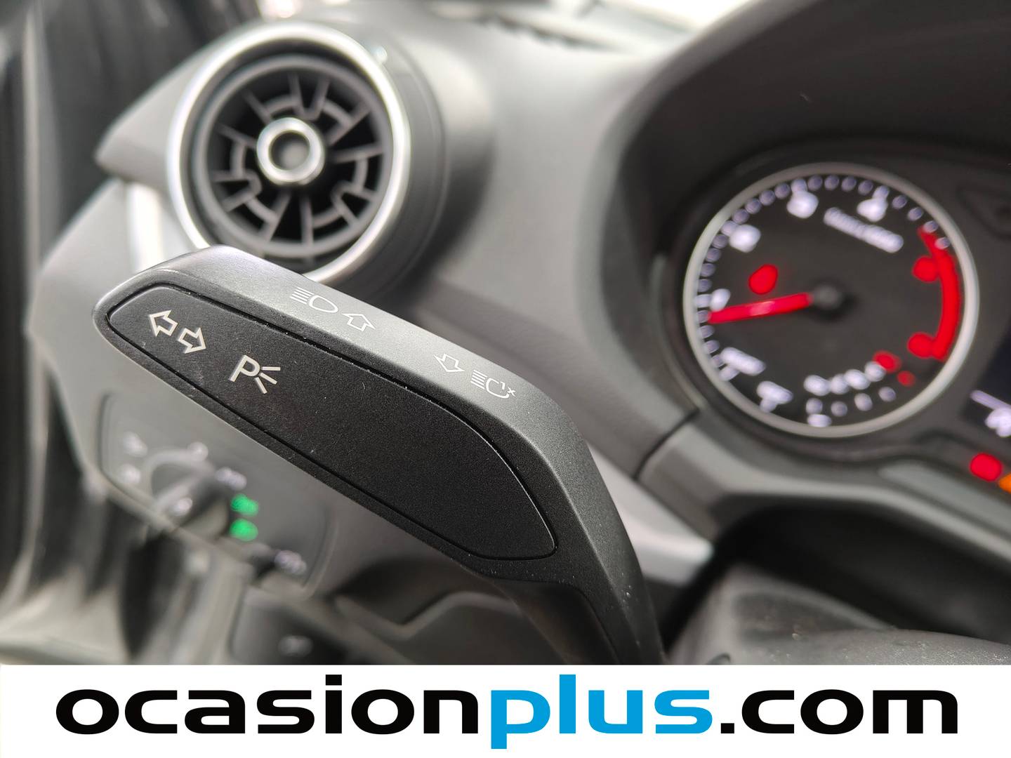 Audi Q2 Audi Q2 sport 30 TDI (116 CV) de segunda mano