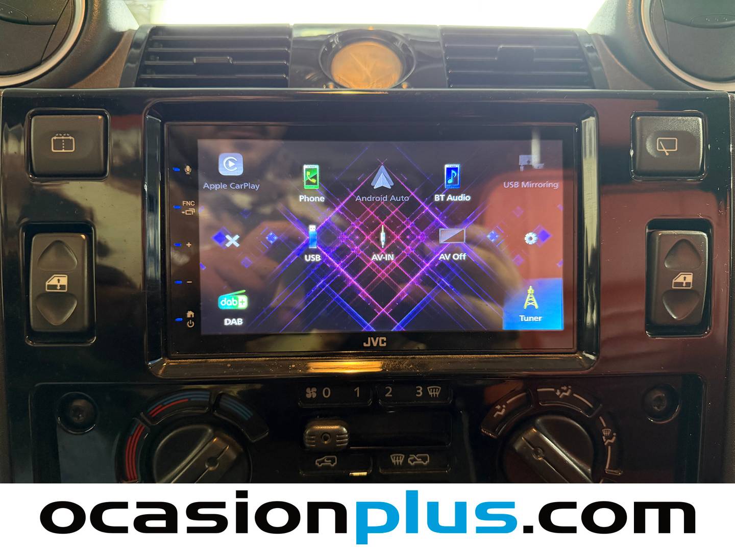 Foto Land Rover Defender Land Rover Defender 2.4 D 110 SW S (122 CV) 4X4