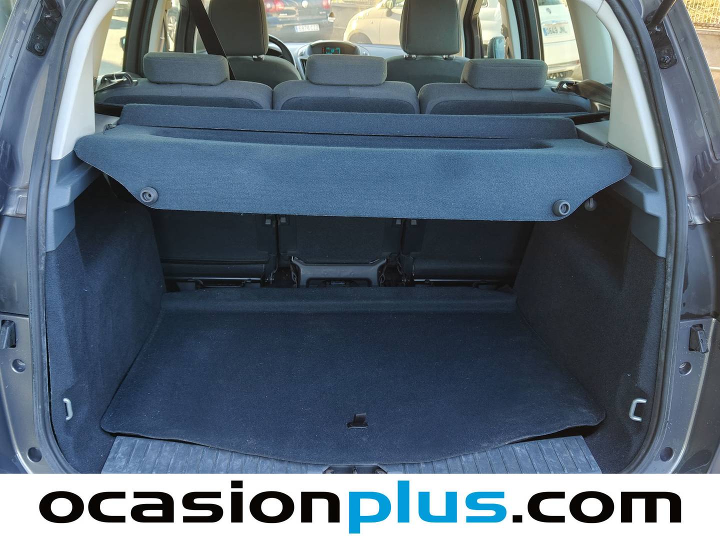 Fotos maletero Ford C-Max Ford C-Max 1.6 TDCI Trend (115 CV)