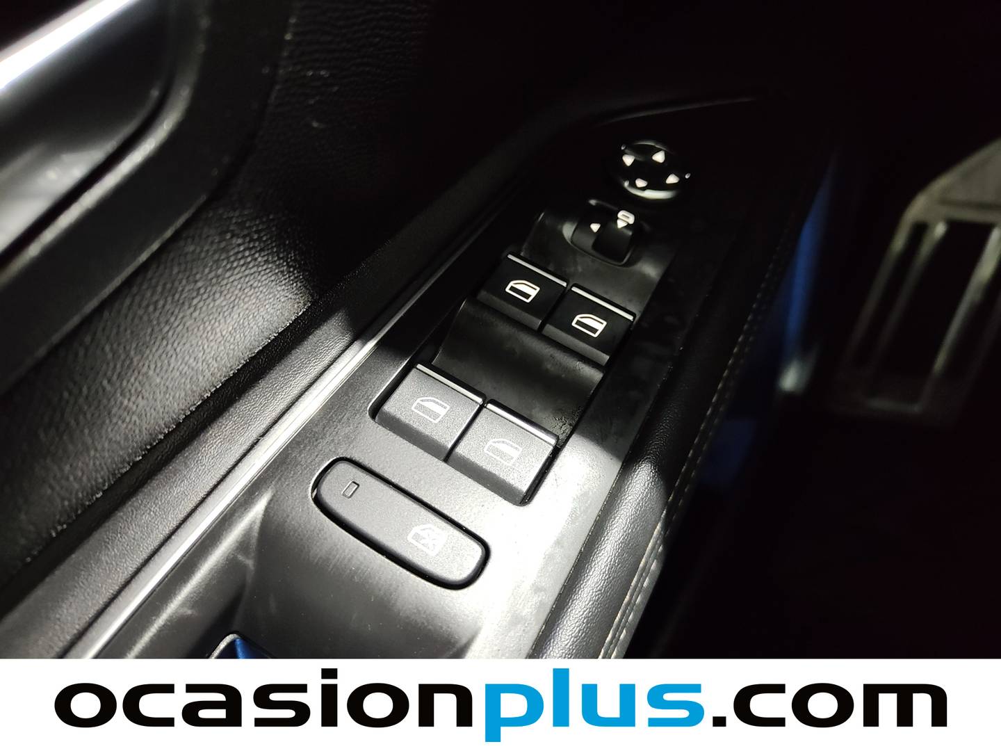 Foto Peugeot 3008 Peugeot 3008 PureTech 130 S&S GT EAT8 (130 CV)