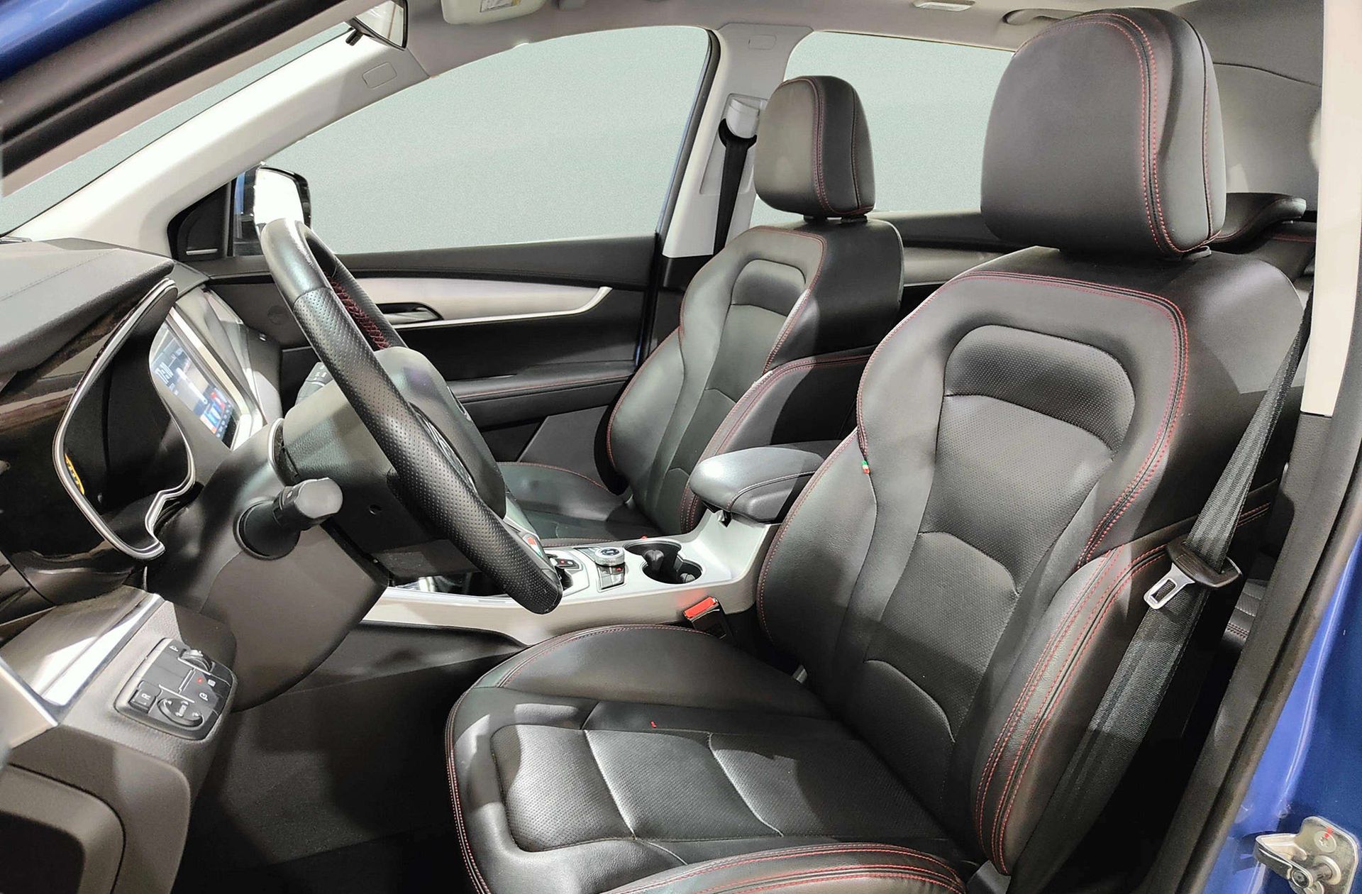SWM G01 1.5T Luxury - foto 16