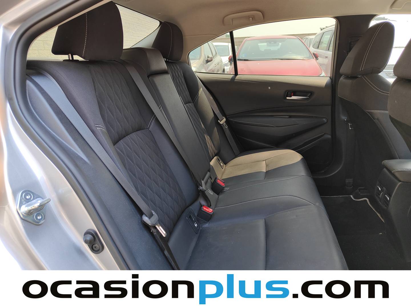 Toyota Corolla Toyota Corolla 1.8 125 Híbrido Sedan ADVANCE E-CVT (122 CV) al mejor precio