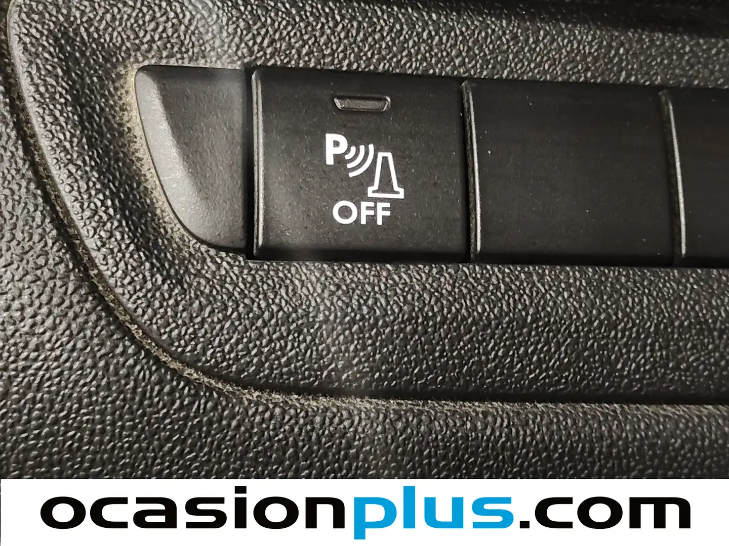 Foto Peugeot 2008 Peugeot 2008 PureTech 82 S&S Style (82 CV)