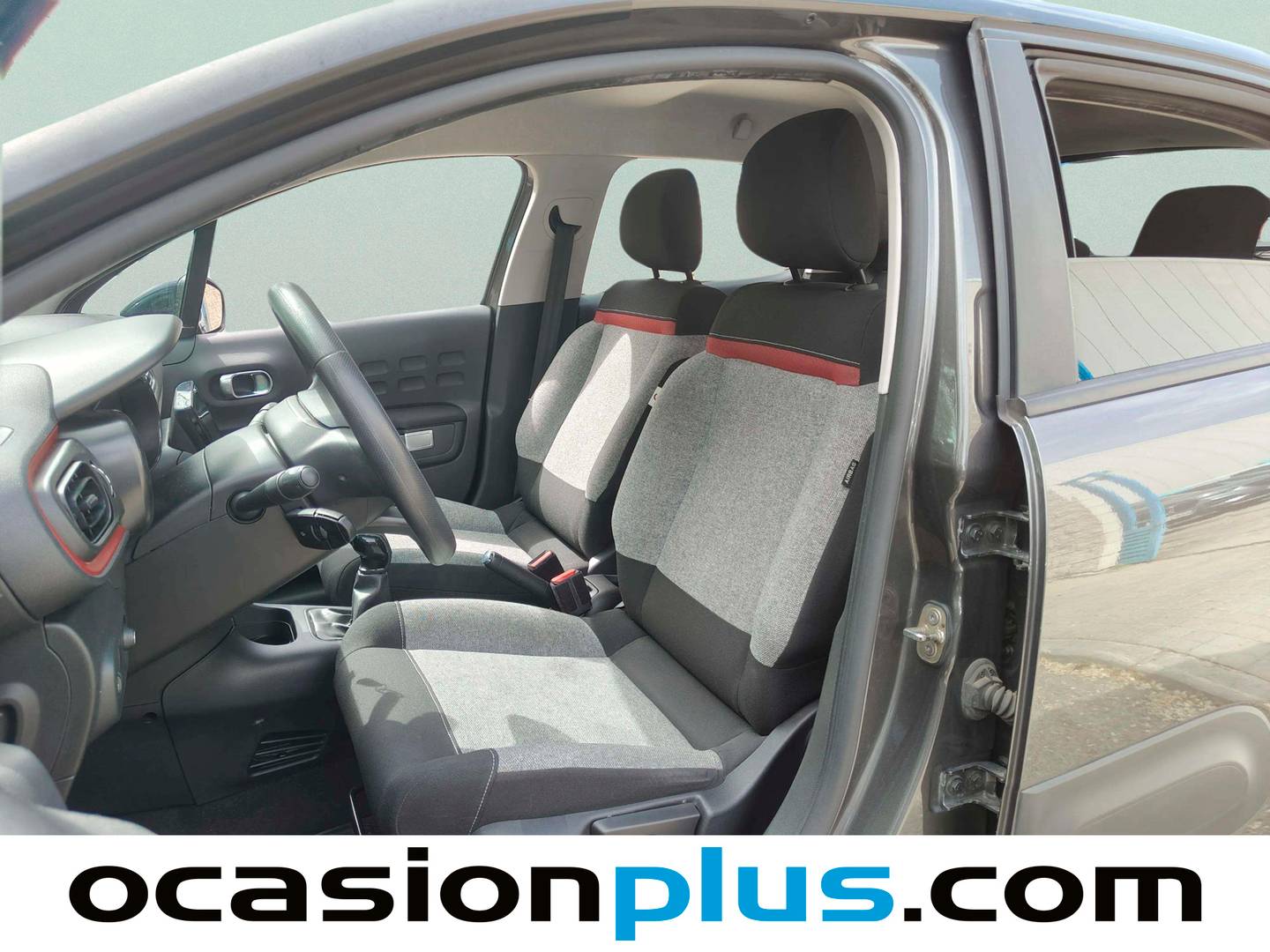 Foto asientos delanteros Citroën C3 Citroën C3 BlueHDi 100 S&S C-Series (102 CV)