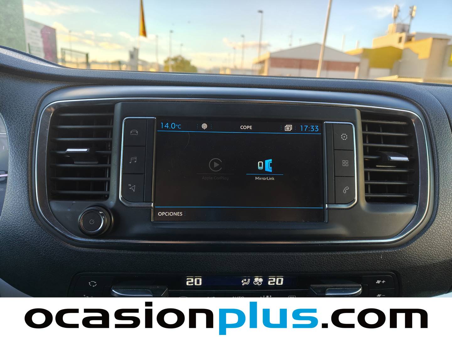 Foto Peugeot Traveller Peugeot Traveller 2.0 BlueHDi Business Standard (150 CV) 9 PLAZAS