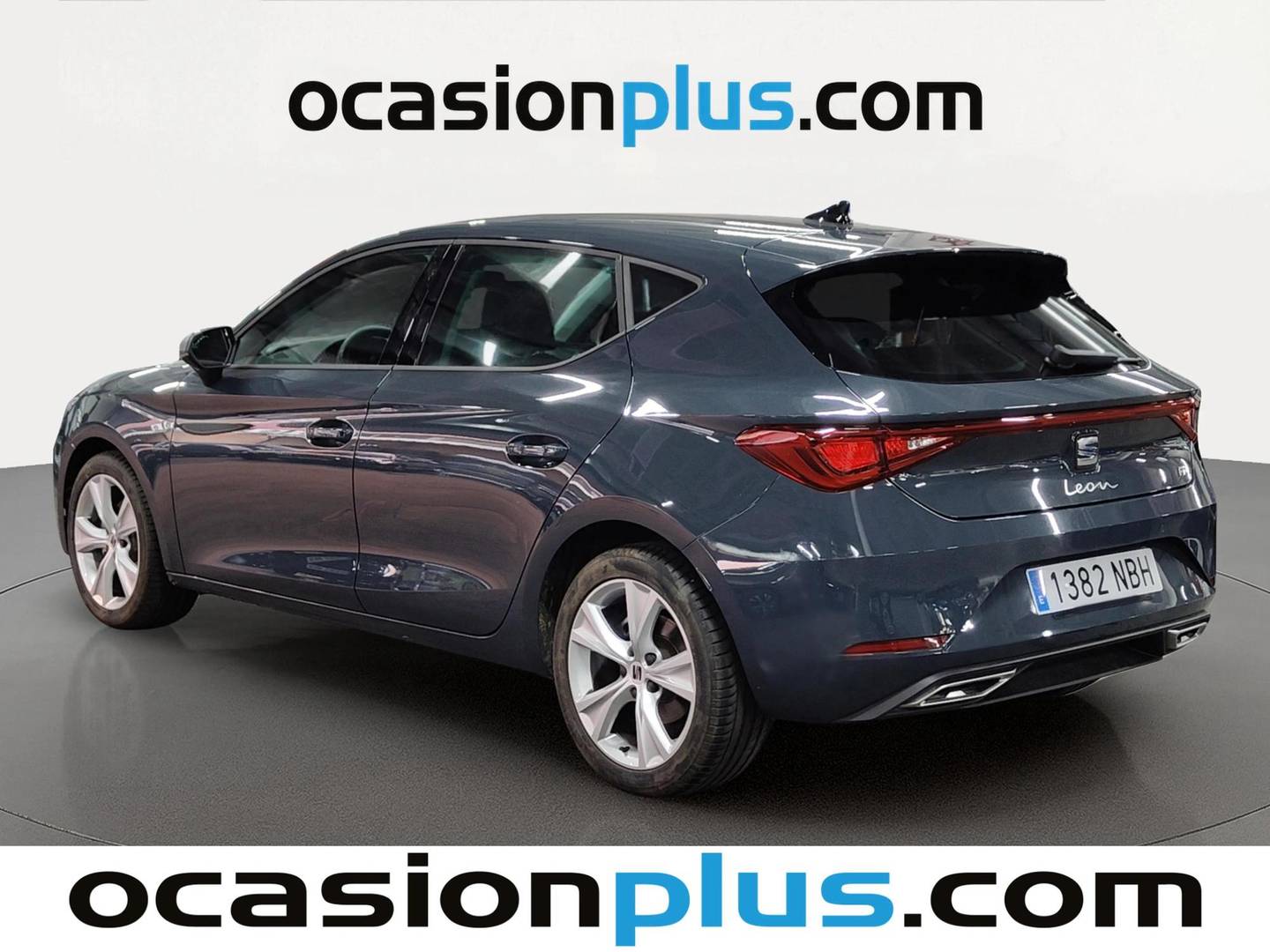 Foto trasera Seat León Seat León 2.0 TDI S&S FR XS DSG (150 CV) izquierda