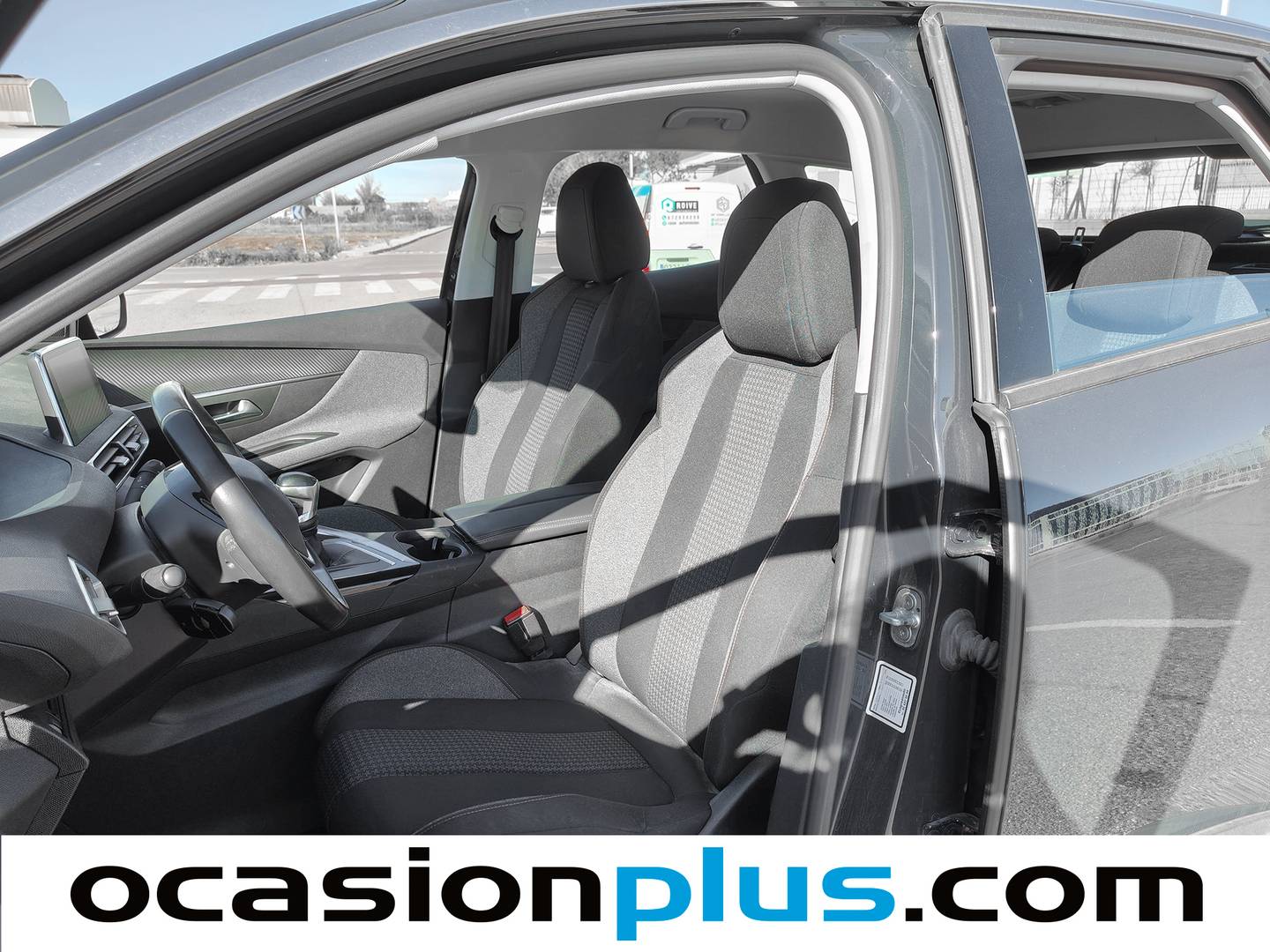 Foto Peugeot 3008 Peugeot 3008 1.5L BlueHDi (130CV) S&S Active