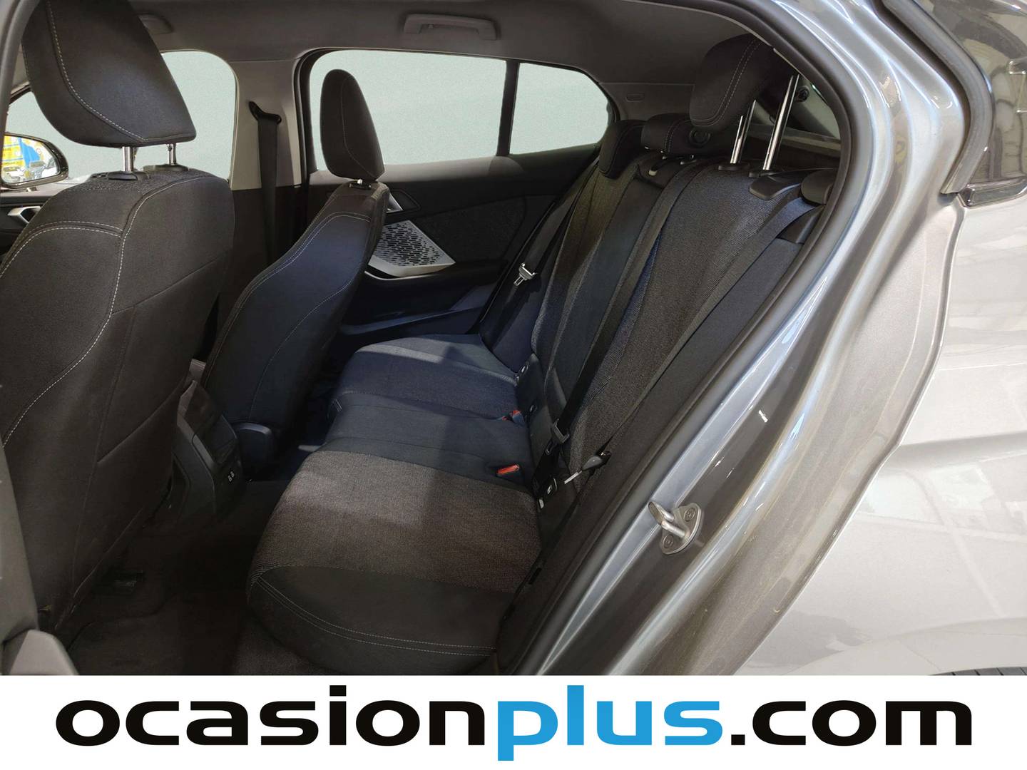 Foto asientos traseros BMW Serie 1 BMW Serie 1 120i (170 CV) Pack M