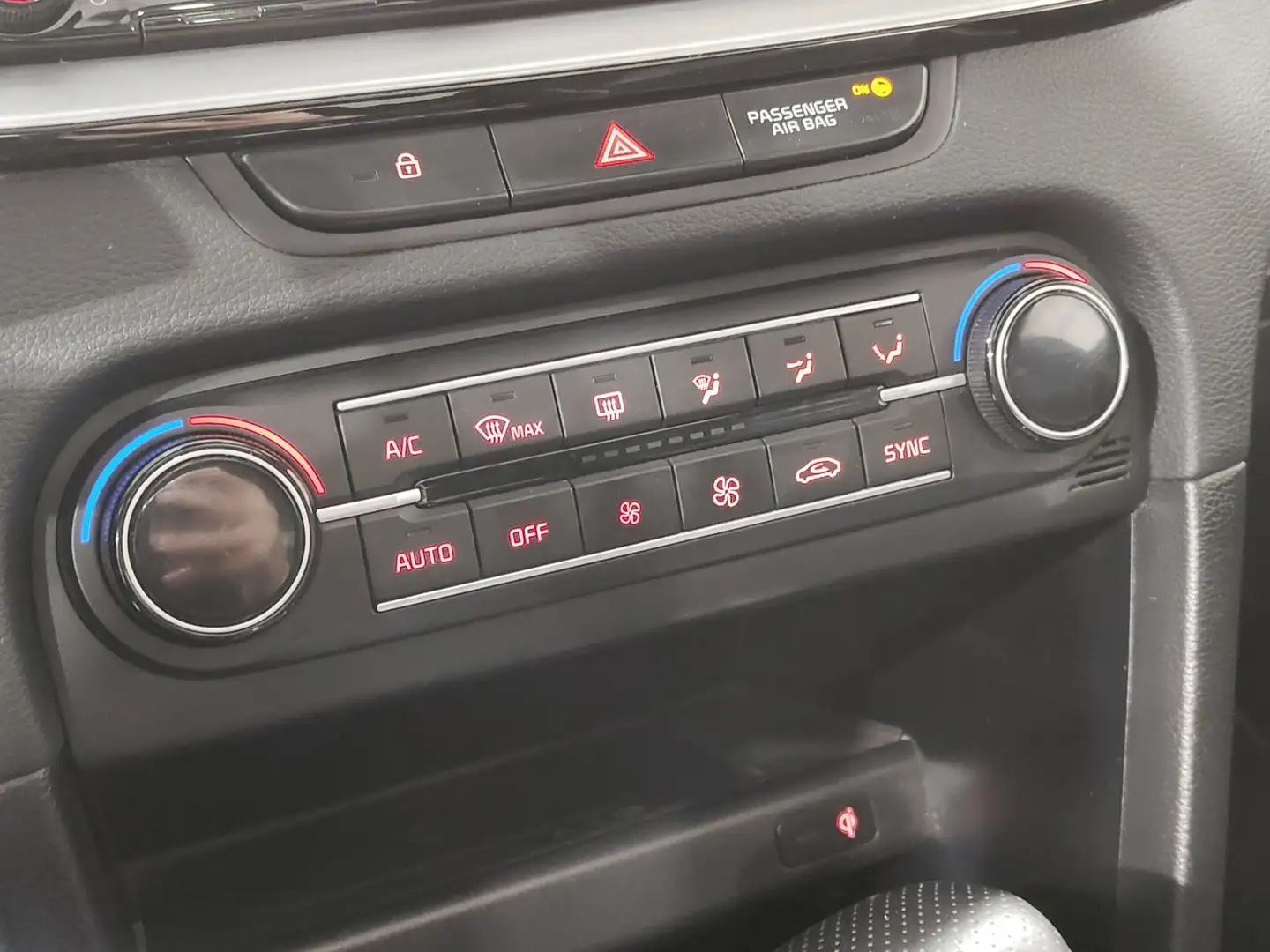 Foto KIA ProCeed Kia ProCeed 1.5 MHEV GT Line DCT (160 CV)