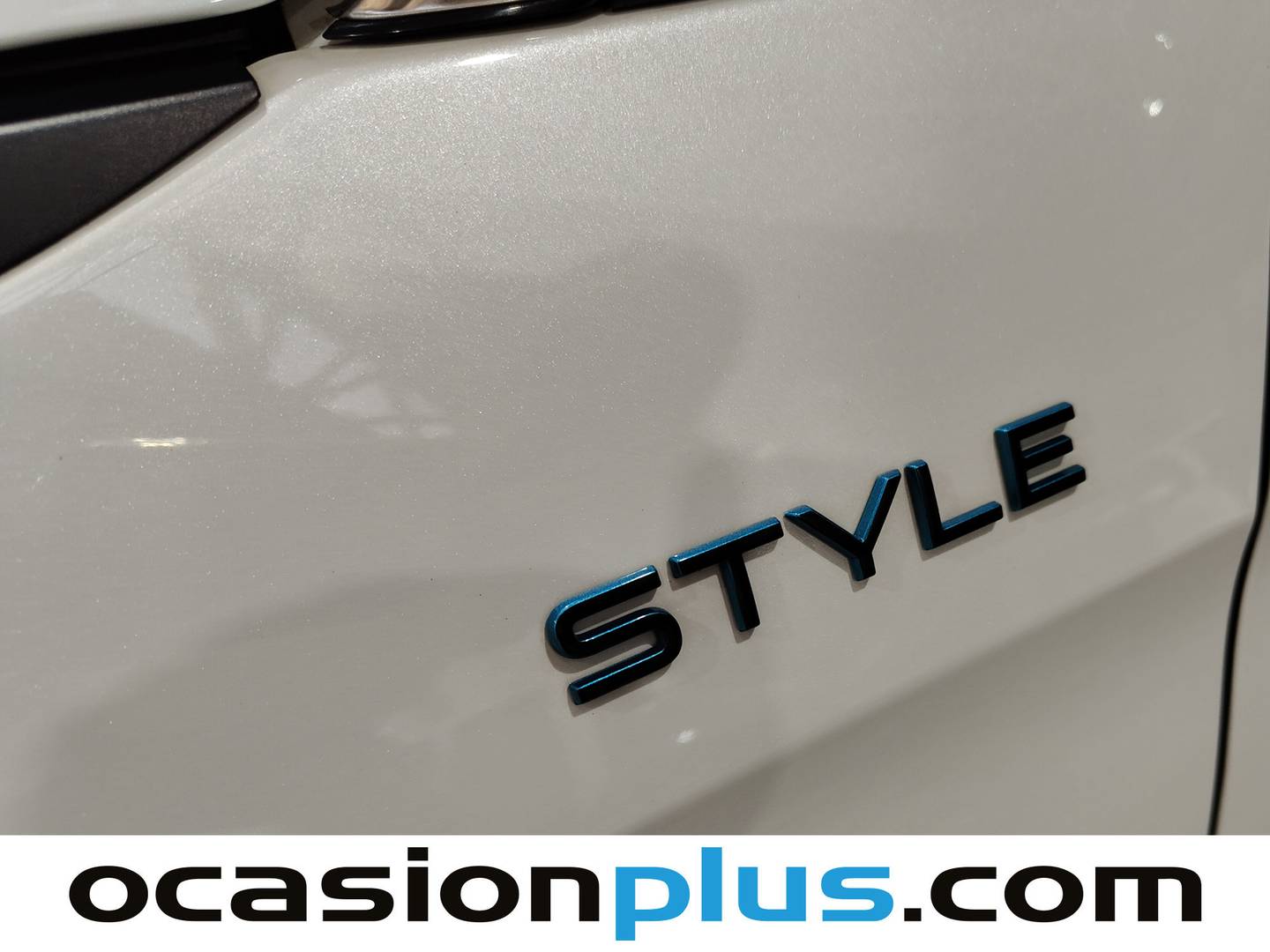 Peugeot 3008 Peugeot 3008 PureTech 130 S&S Style (130 CV) de segunda mano