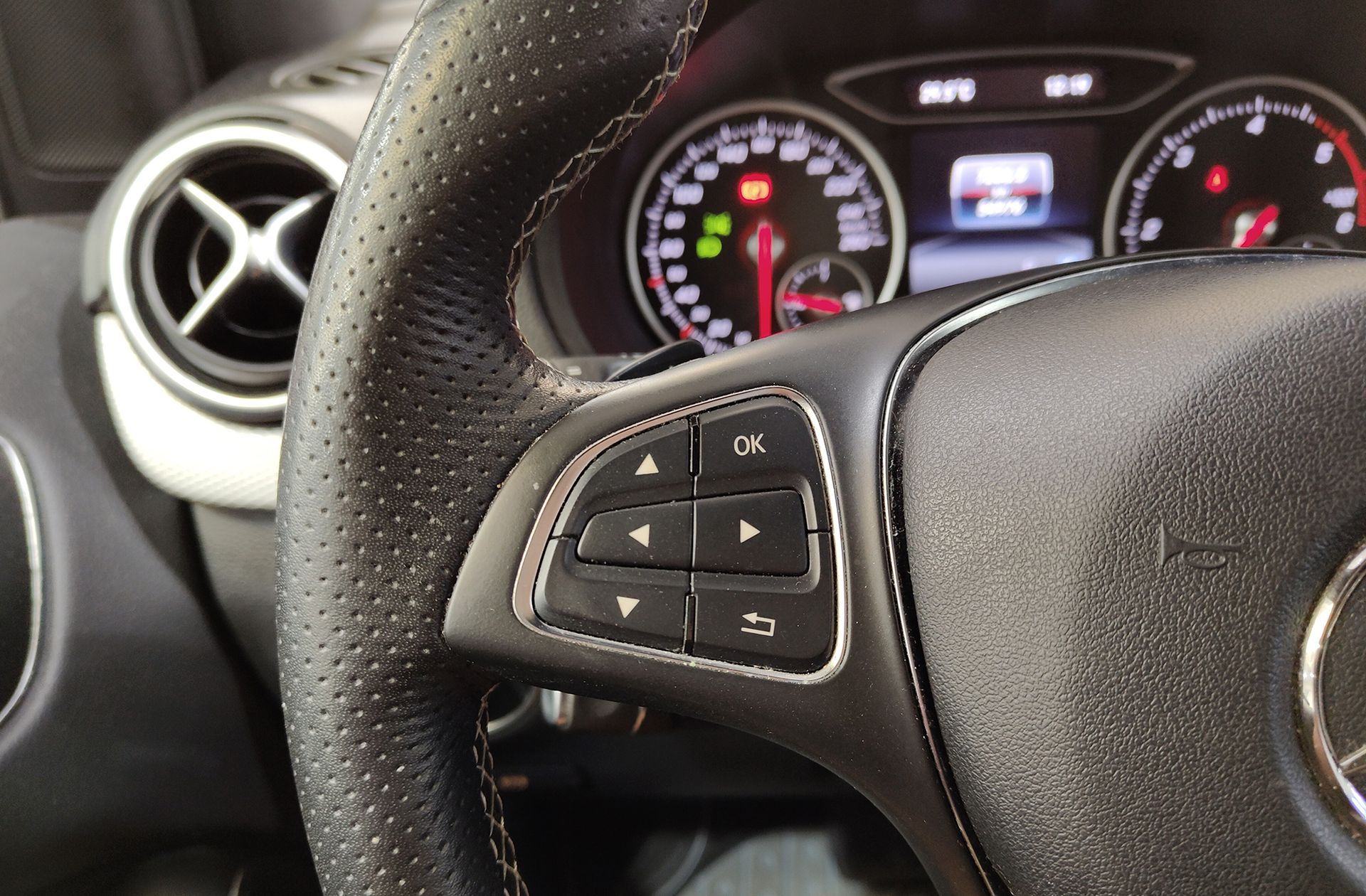 Mercedes-Benz Clase B B 180 d - foto 33