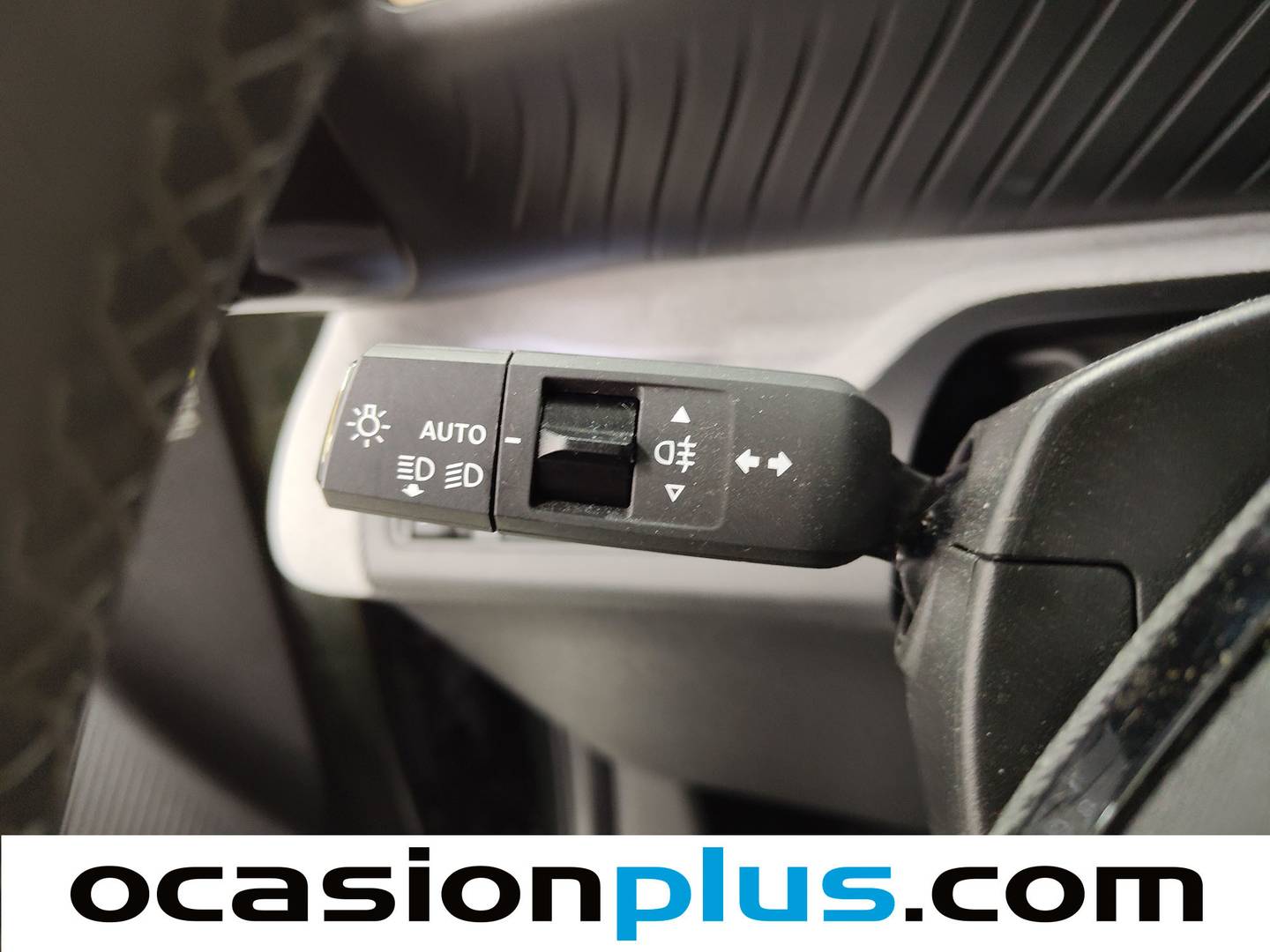Extras del Citroën C3 Aircross Citroën C3 Aircross Hybrid 145 Plus e-DCS6 (145 CV)