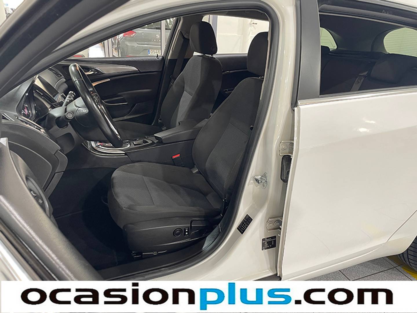 Foto Opel Insignia Opel Insignia 1.6 CDTI Selective Auto (136 CV)