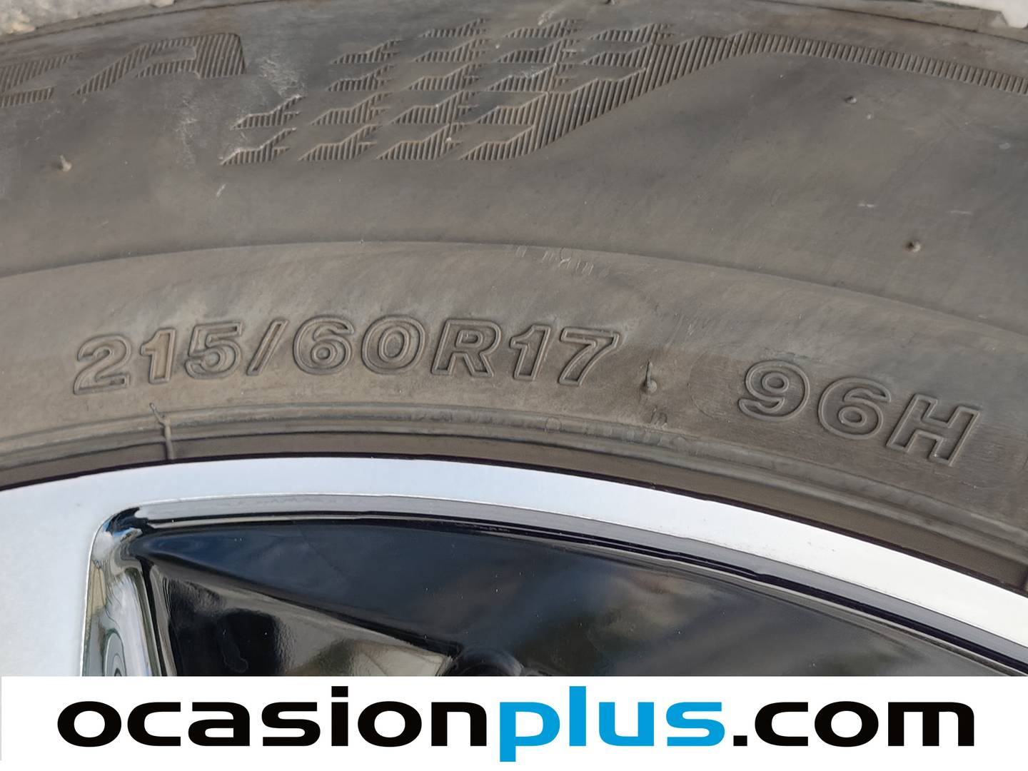 Foto Nissan JUKE Nissan Juke DIG-T N-Connecta 4x2 DCT (114 CV)