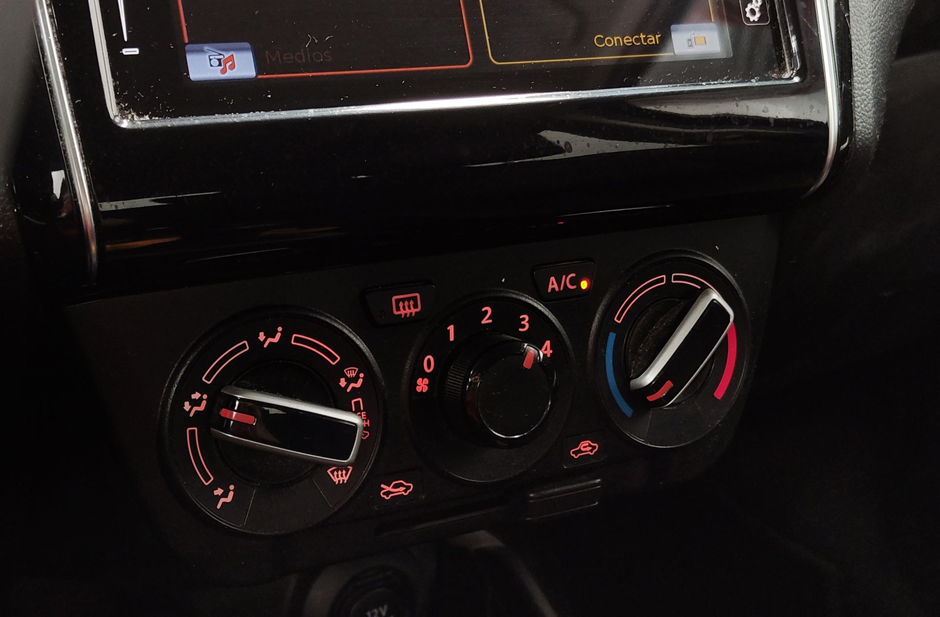 Suzuki Swift 1.2 GLE Mild Hybrid - foto 31