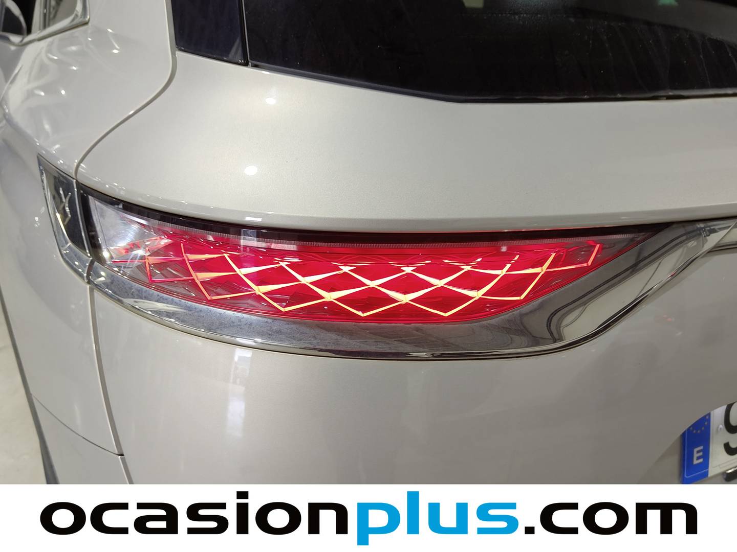 Foto DS DS 7 Crossback DS DS7 Crossback PureTech 180 Bastille+ AT (180 CV)