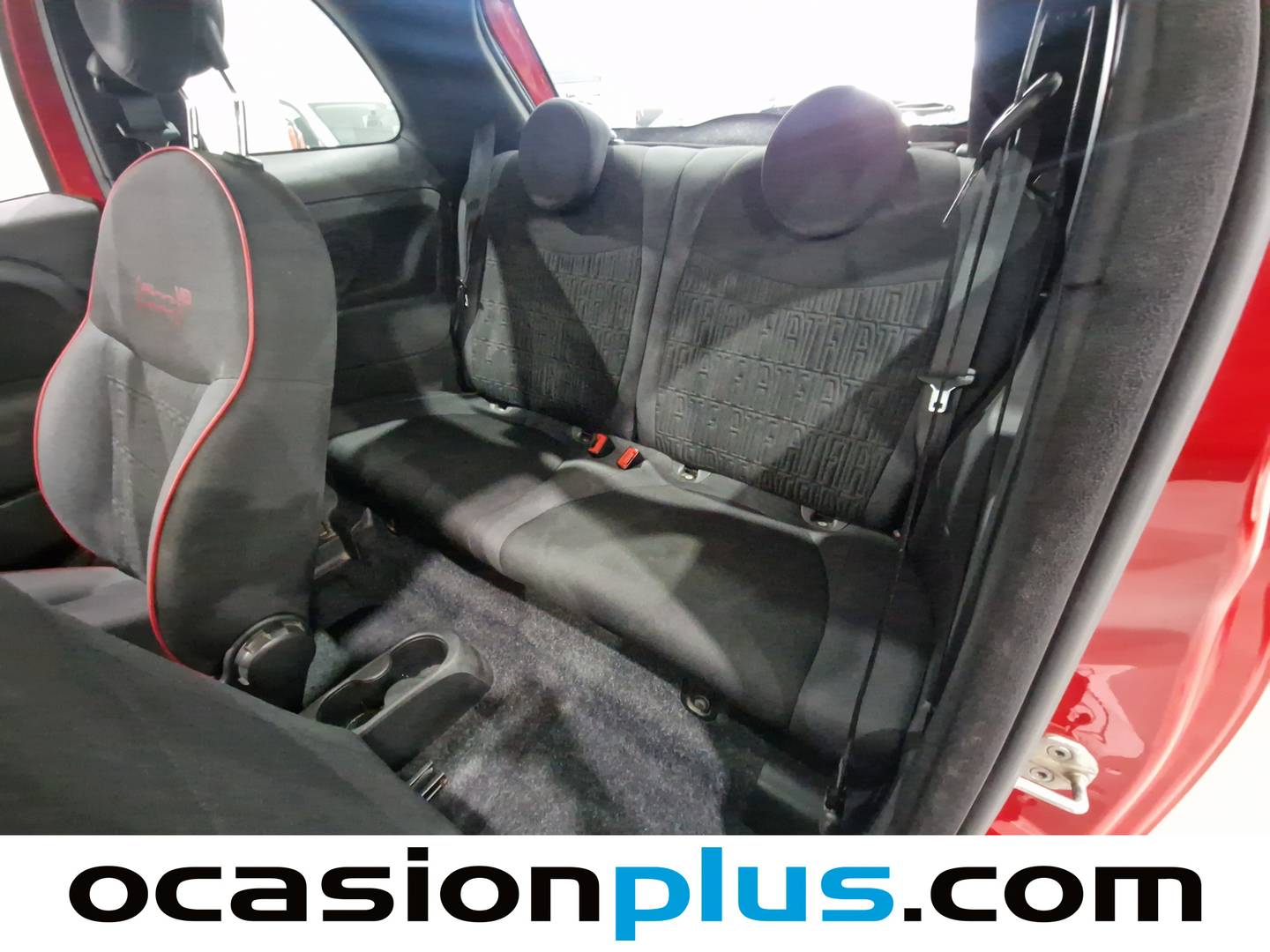 Foto asientos traseros Fiat 500 Fiat 500 Red 1.0 Hybrid (70 CV)