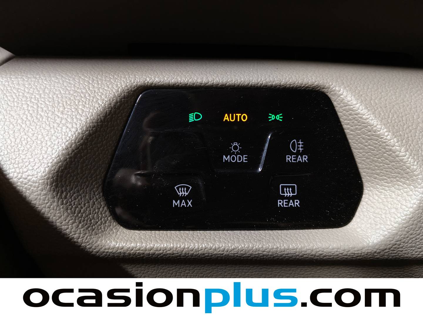 Accesorios del Volkswagen Multivan Volkswagen Multivan 1.4 TSI PHEV Batalla Corta (218 CV) DSG 7 Plazas