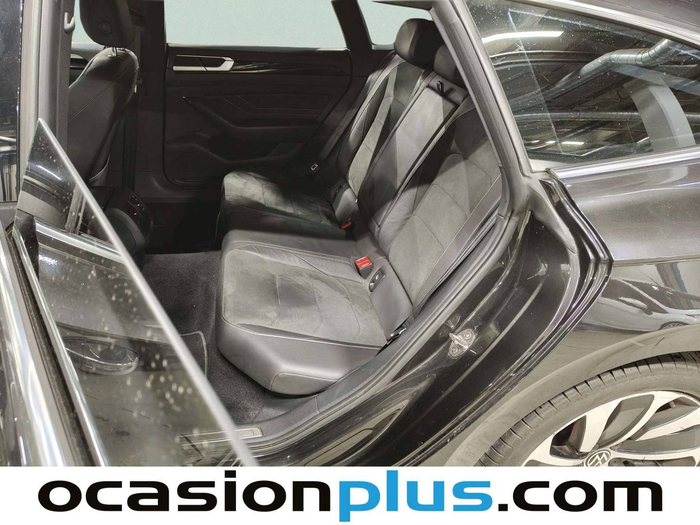 Foto asientos traseros Volkswagen Arteon Volkswagen Arteon Shooting Brake R-Line 2.0 TDI (150 CV) DSG