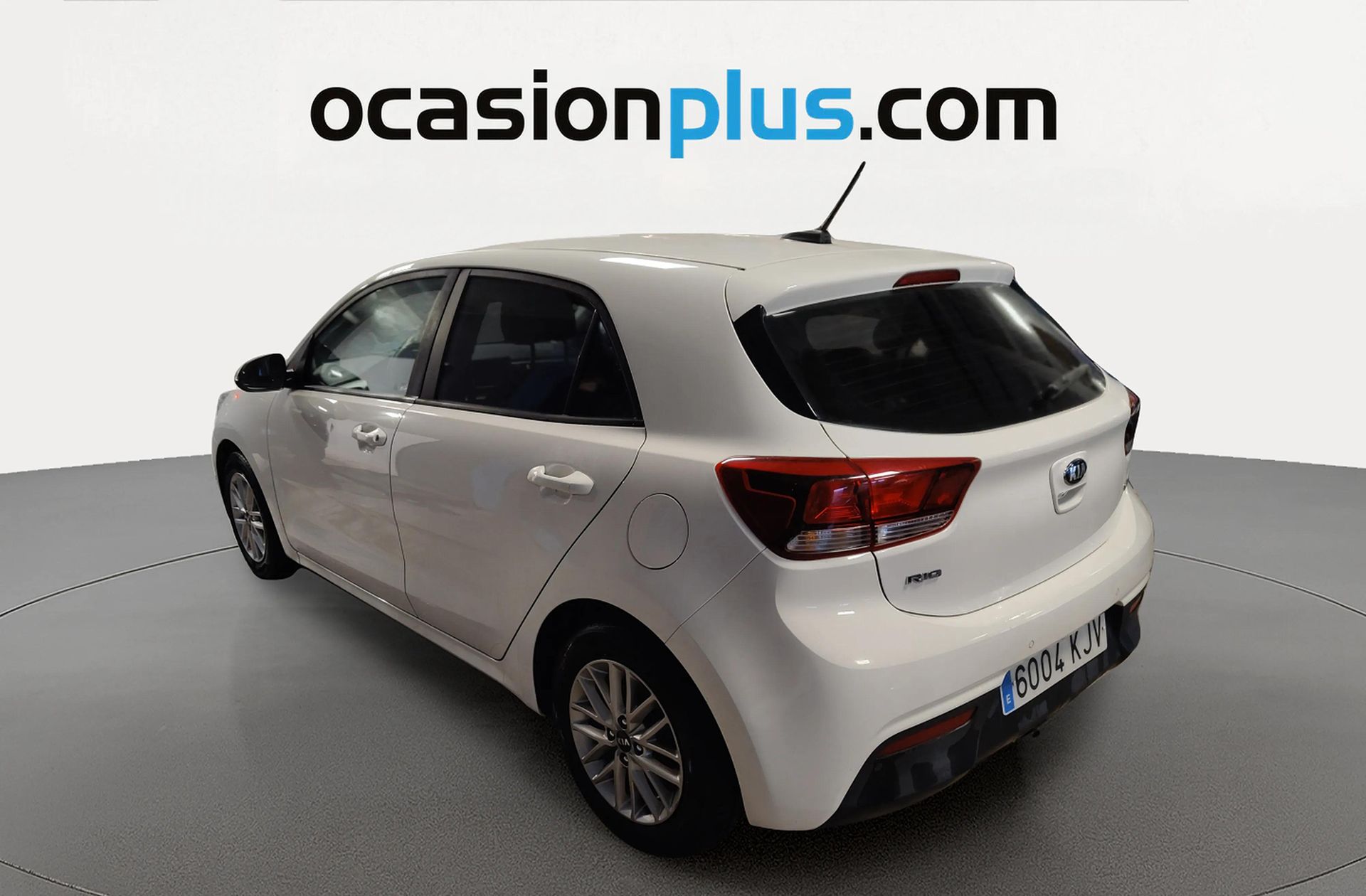 Kia Rio 1.4 CRDi WGT Drive - foto 3