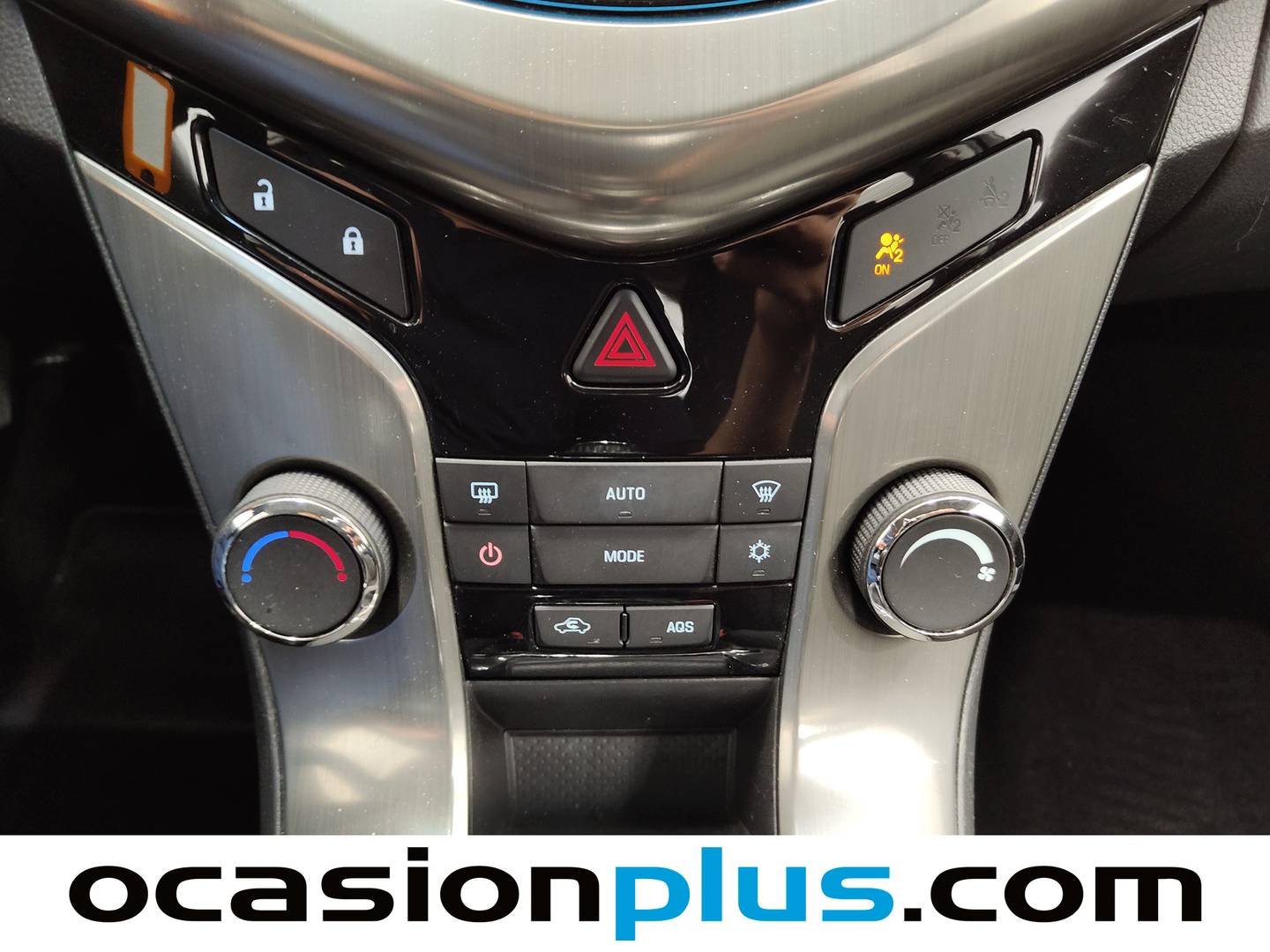 Equipamiento del Chevrolet Cruze Chevrolet Cruze 1.6 LT+ Clima (124 CV)