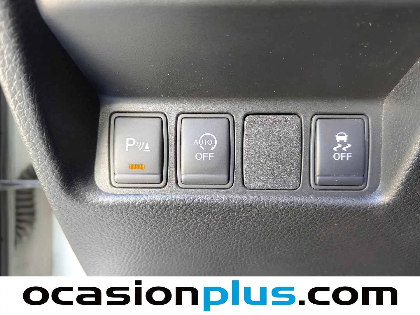 Foto Nissan QASHQAI Nissan Qashqai 1.5 dCi N-Connecta 4x2 (110 CV)