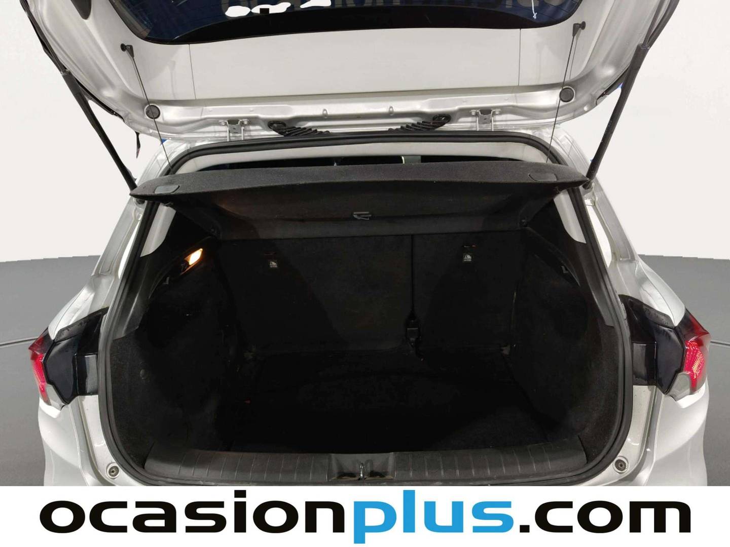 Fotos maletero Fiat Tipo Fiat Tipo 1.4 T-Jet Lounge Plus (120 CV)